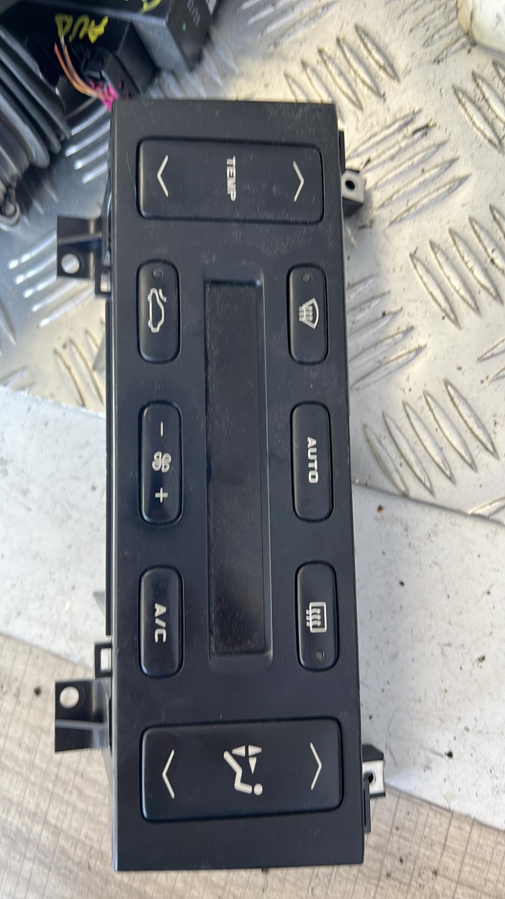 Commande chauffage PEUGEOT 406 PHASE 2 Diesel - 1