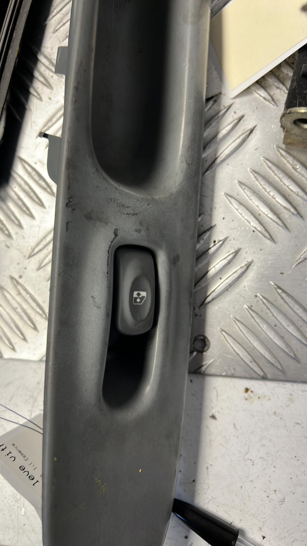 Interruttore lavacristalli anteriore destro RENAULT TWINGO 1 PHASE 3 Gasolina - 1