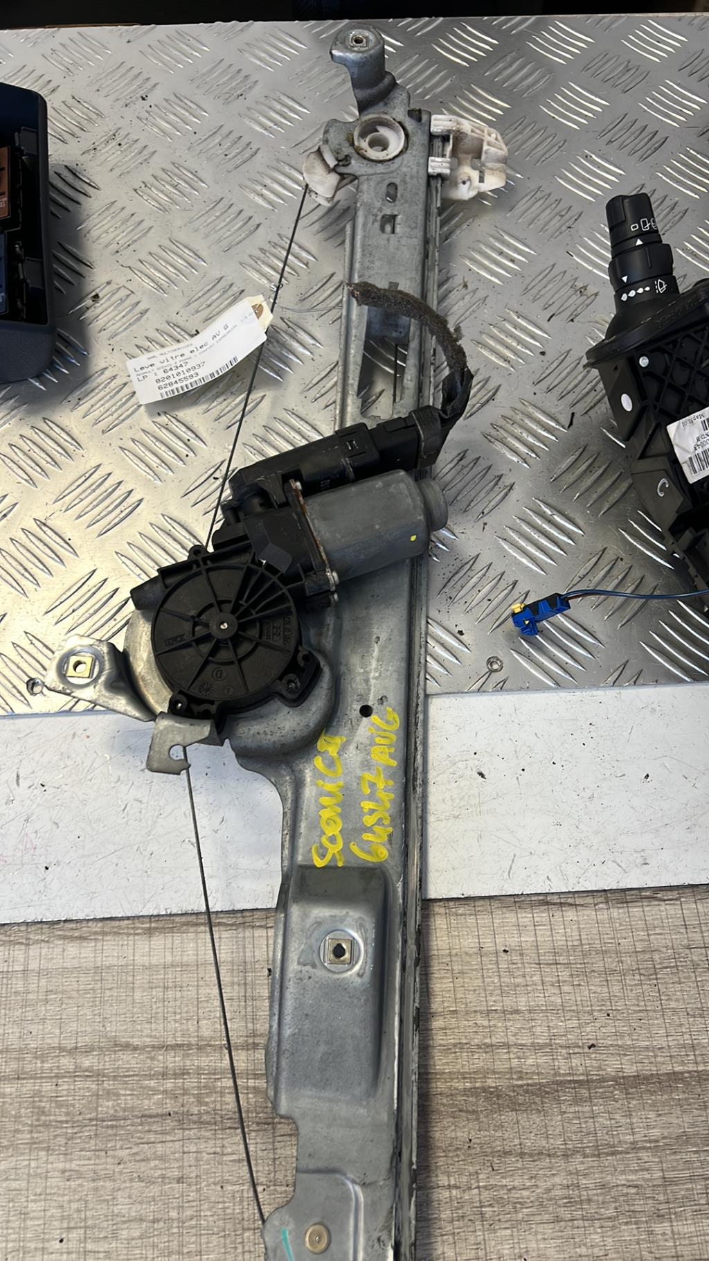 Alzacristalli elettrico anteriore sinistro RENAULT SCENIC 2 PHASE 1 Diésel - 1