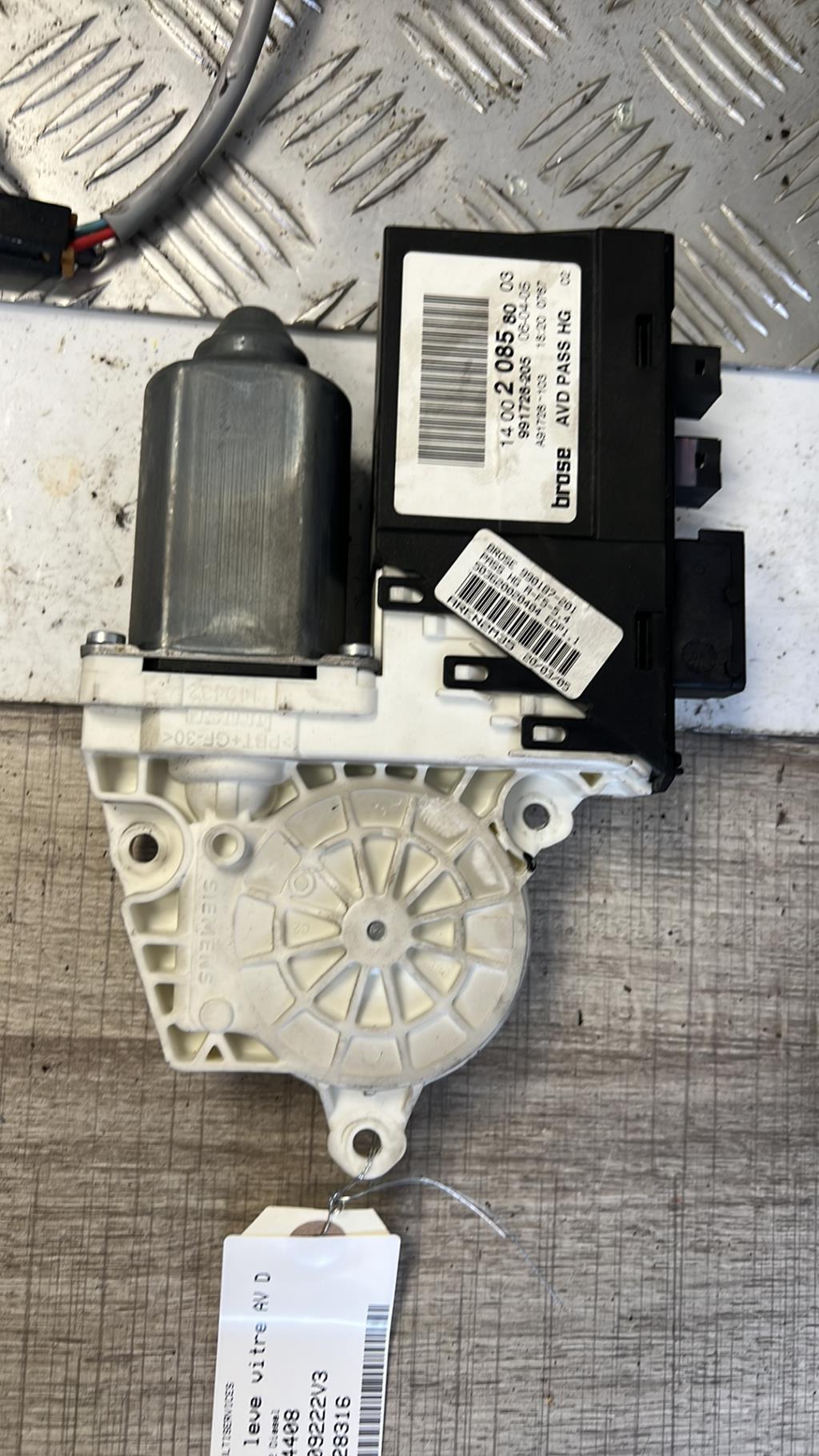 Motore alzacristalli anteriore destro CITROEN C8 Diésel - 1