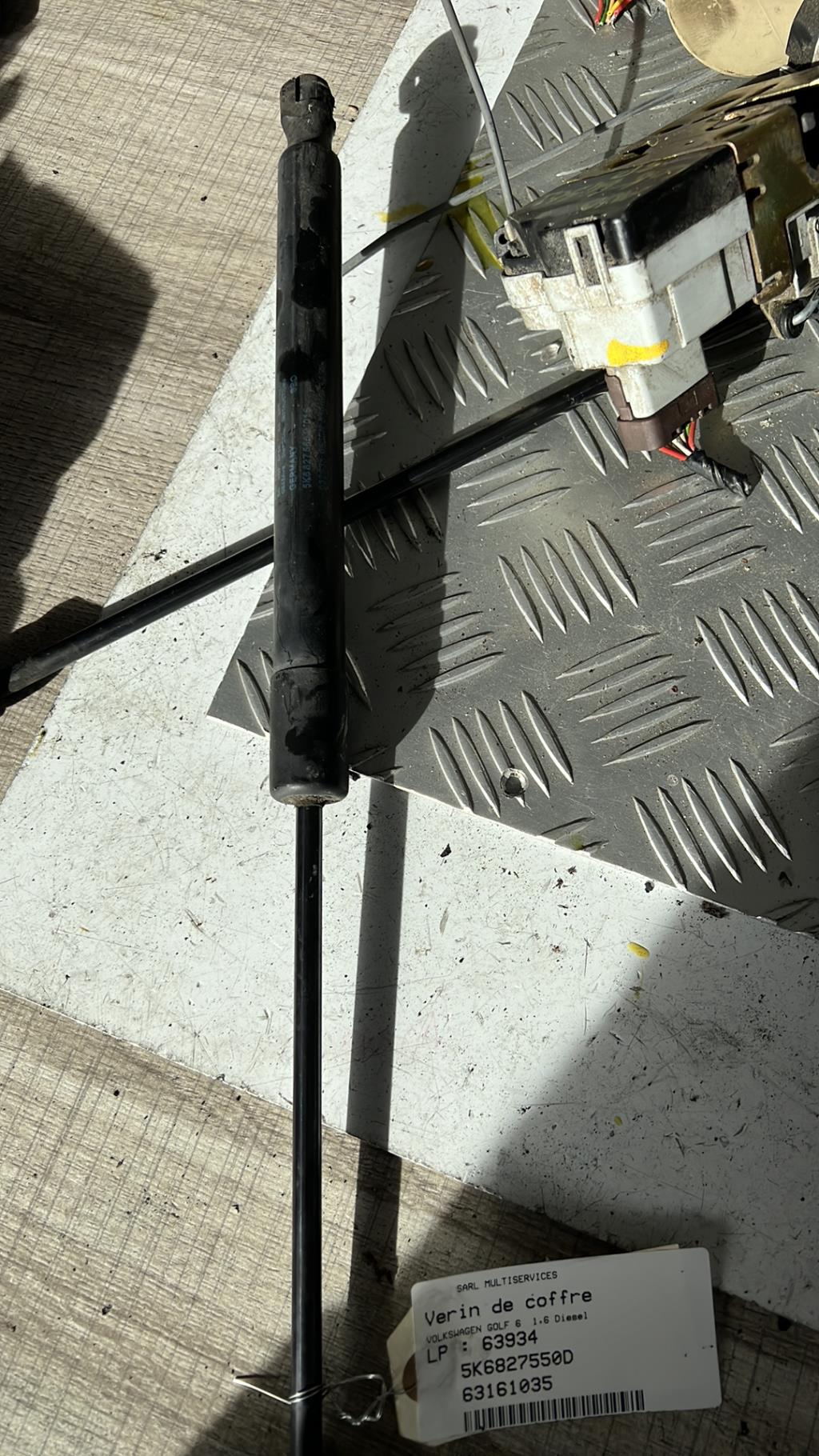 Molla a gas bagagliaio VOLKSWAGEN GOLF 6 Diésel - 1