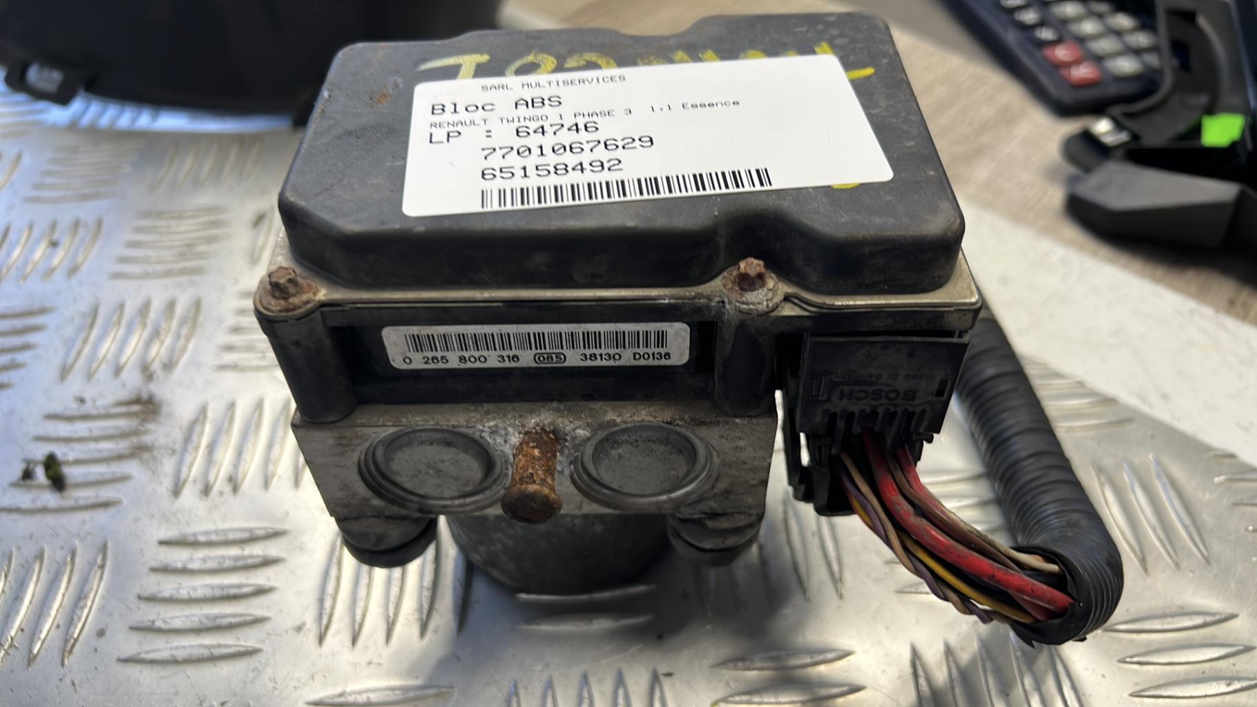 Blocco ABS (antibloccaggio freni) RENAULT TWINGO 1 PHASE 3 Gasolina - 1