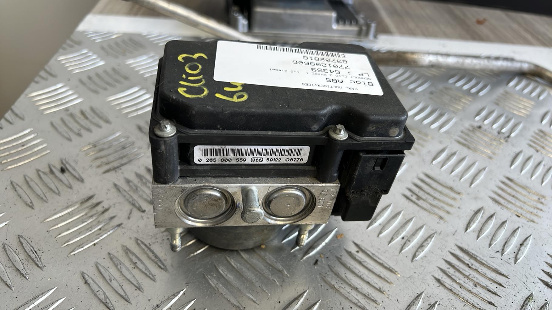 Blocco ABS (antibloccaggio freni) RENAULT CLIO 3 PHASE 1 Diésel - 1