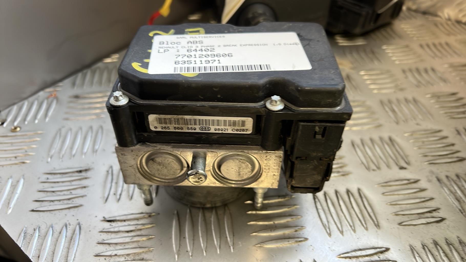 Blocco ABS (antibloccaggio freni) RENAULT CLIO 3 PHASE 2 BREAK Diésel - 1