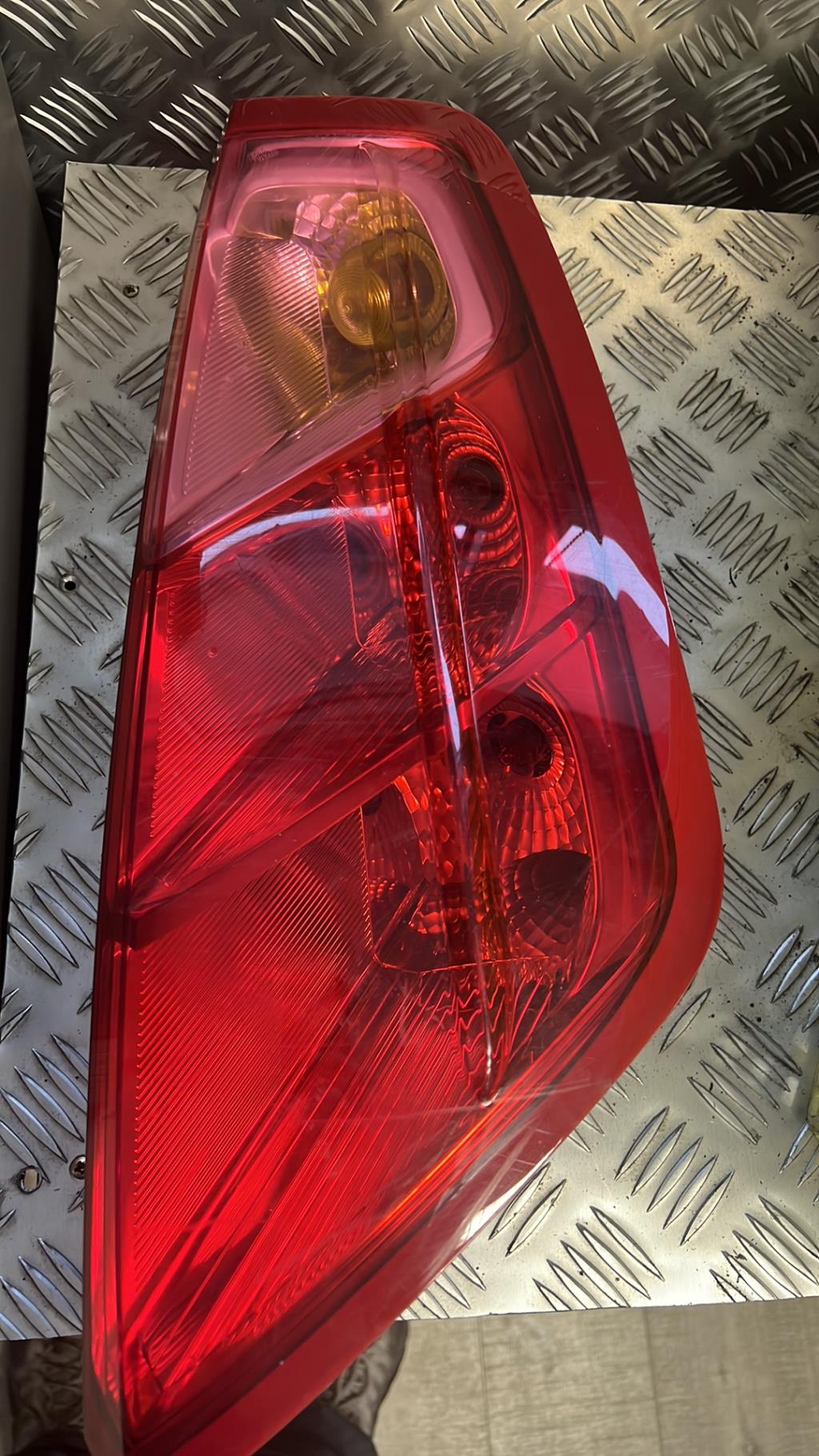 Fanale posteriore principale destro (luci) FIAT PUNTO 3 Diésel - 1