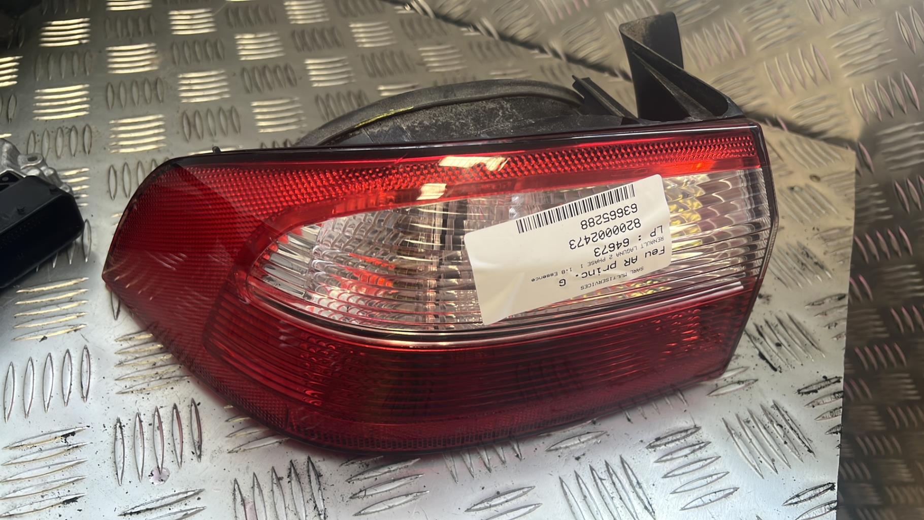 Fanale posteriore principale sinistro (luci) RENAULT LAGUNA 2 PHASE 1 Gasolina - 1