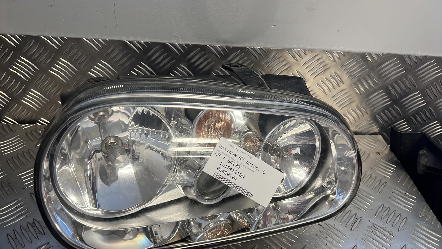 Gruppo ottico anteriore principale destro (luci)(faro) VOLKSWAGEN GOLF 4 Gasolina - 1