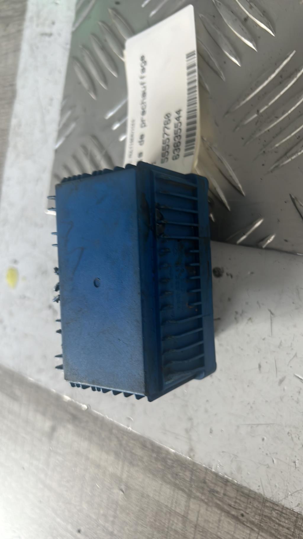 Relais de prechauffage OPEL CORSA D PHASE 1  - 1