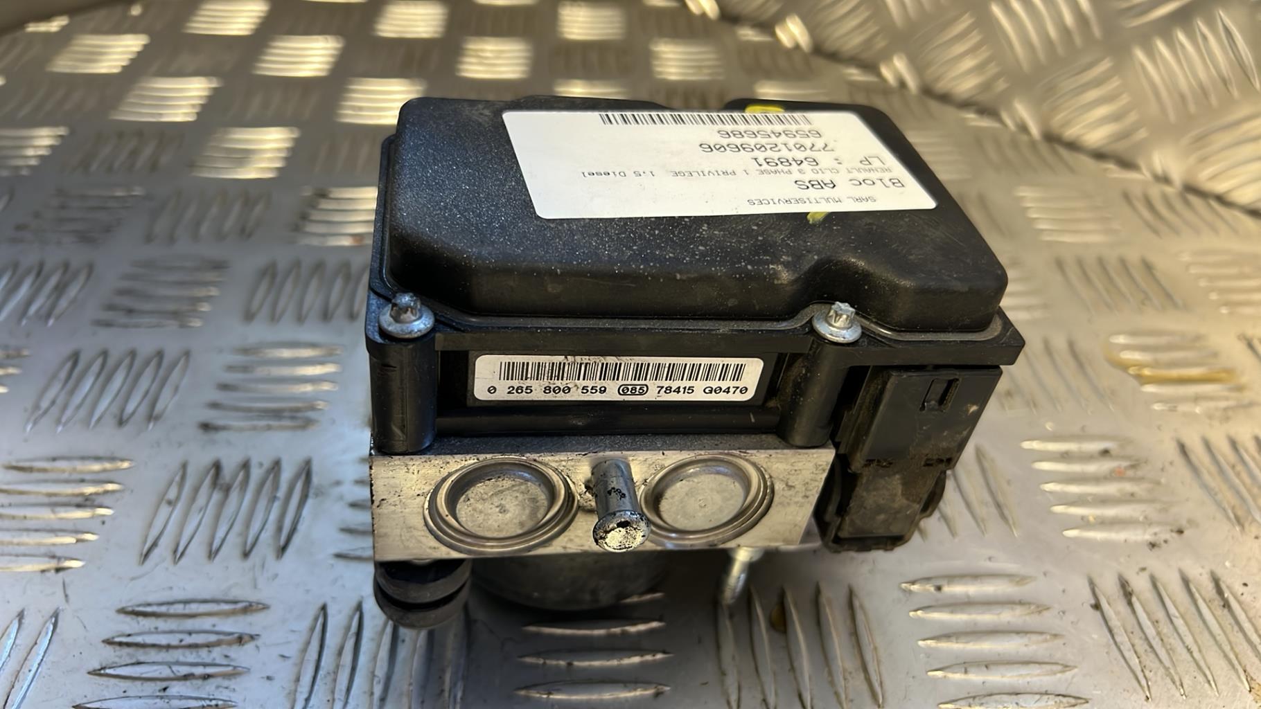 Blocco ABS (antibloccaggio freni) RENAULT CLIO 3 PHASE 1 Diésel - 1