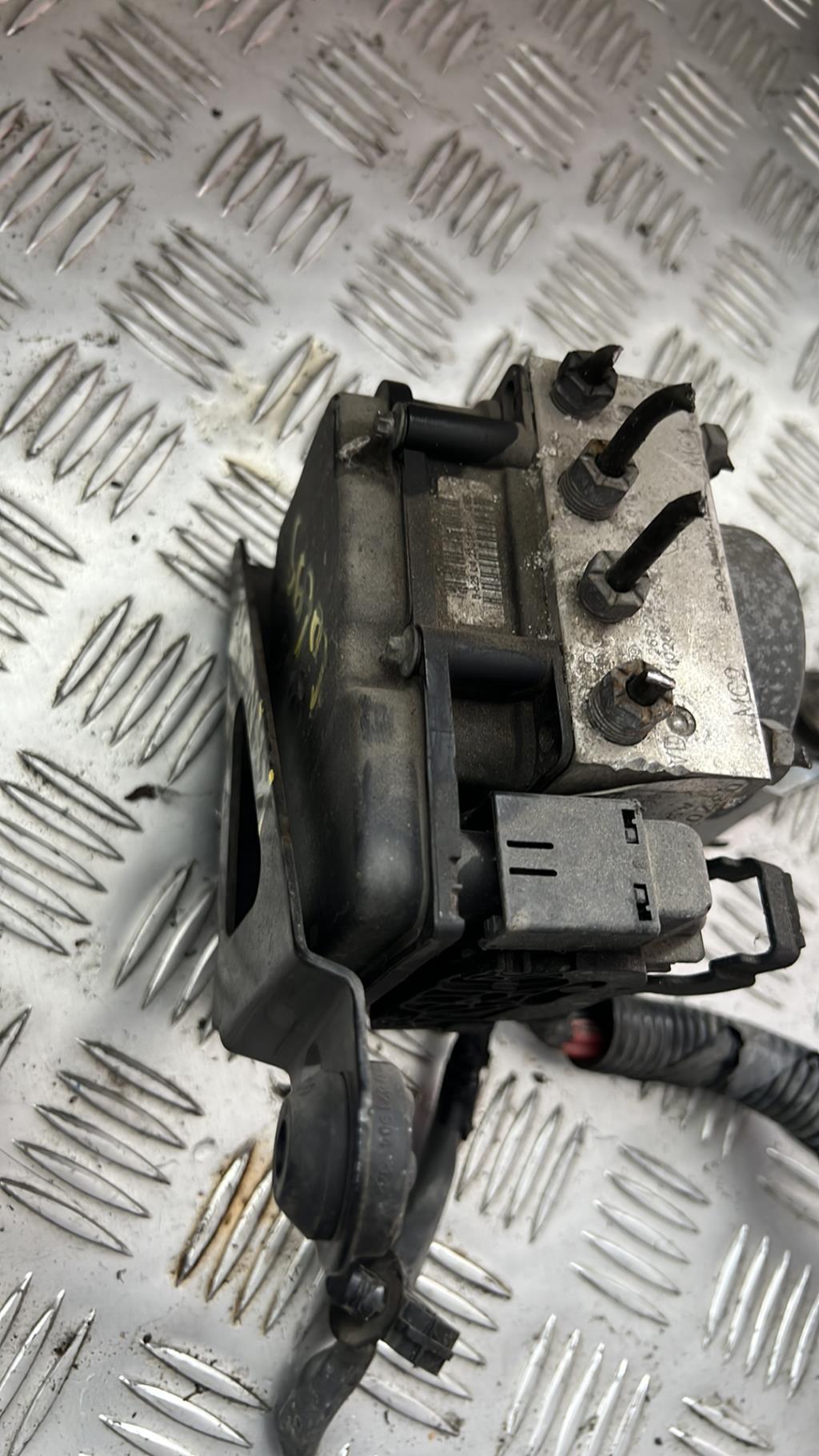 Blocco ABS (antibloccaggio freni) RENAULT KANGOO 2 PHASE 1 Diésel - 1