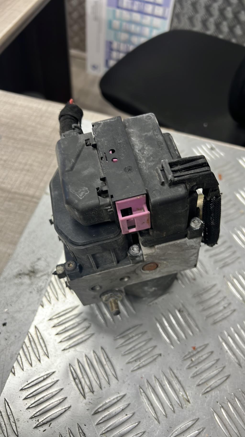 Blocco ABS (antibloccaggio freni) OPEL MERIVA A PHASE 1 Gasolina - 1