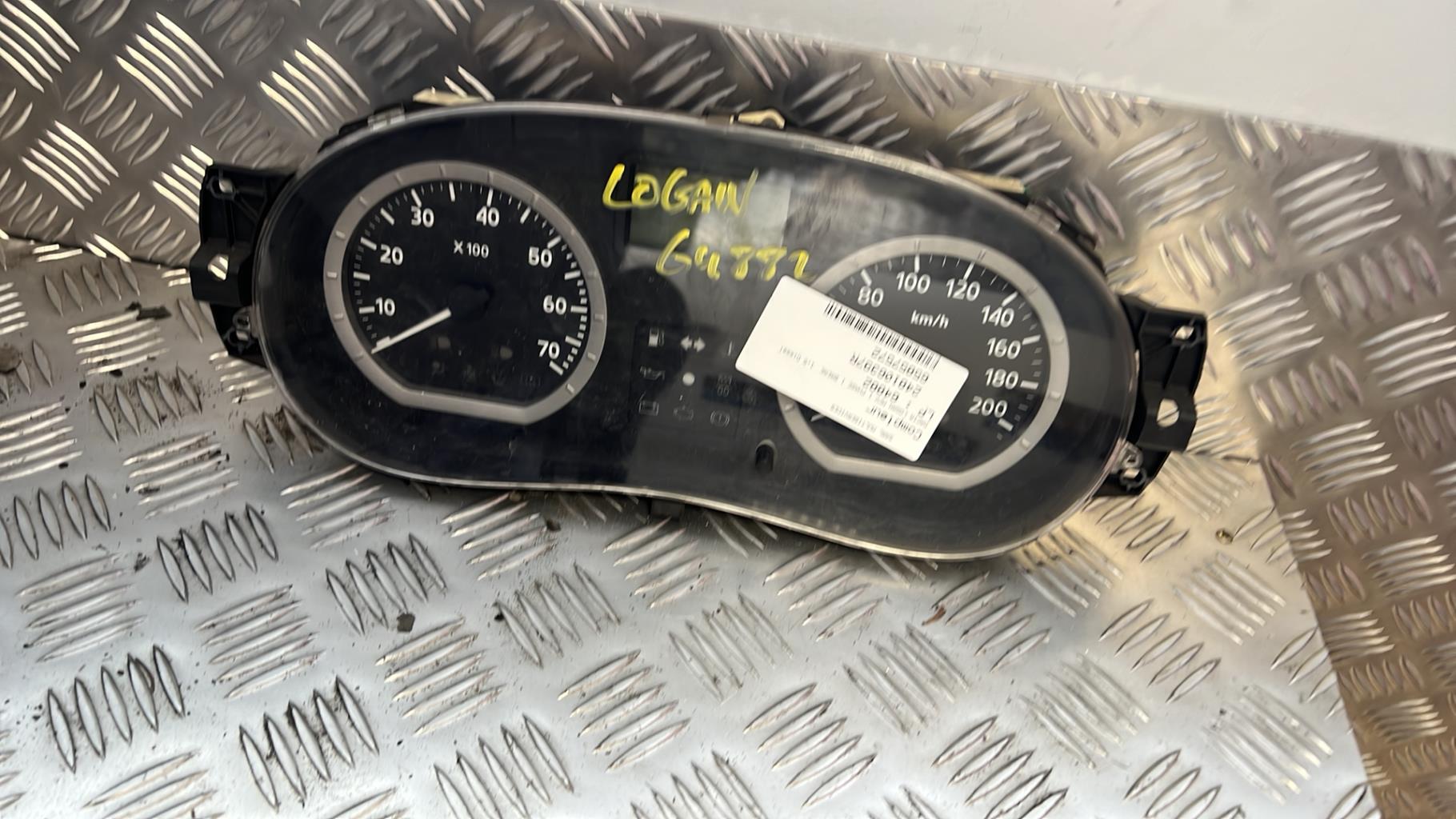 Compteur DACIA LOGAN MCV 1 PHASE 1 BREAK Diesel - 1