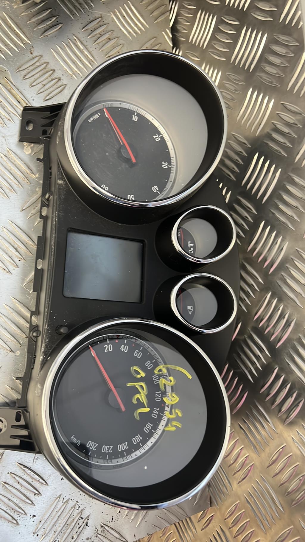 Compteur OPEL INSIGNIA 1 PHASE 1 BREAK Diesel - 1