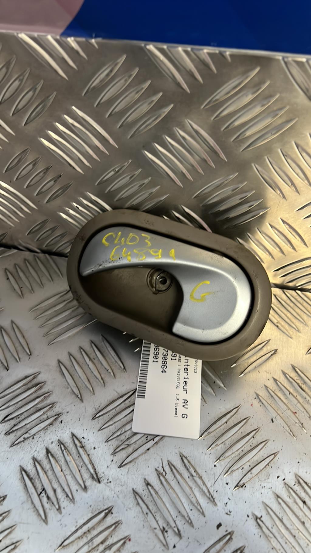 Maniglia interna anteriore sinistra RENAULT CLIO 3 PHASE 1 Diésel - 1