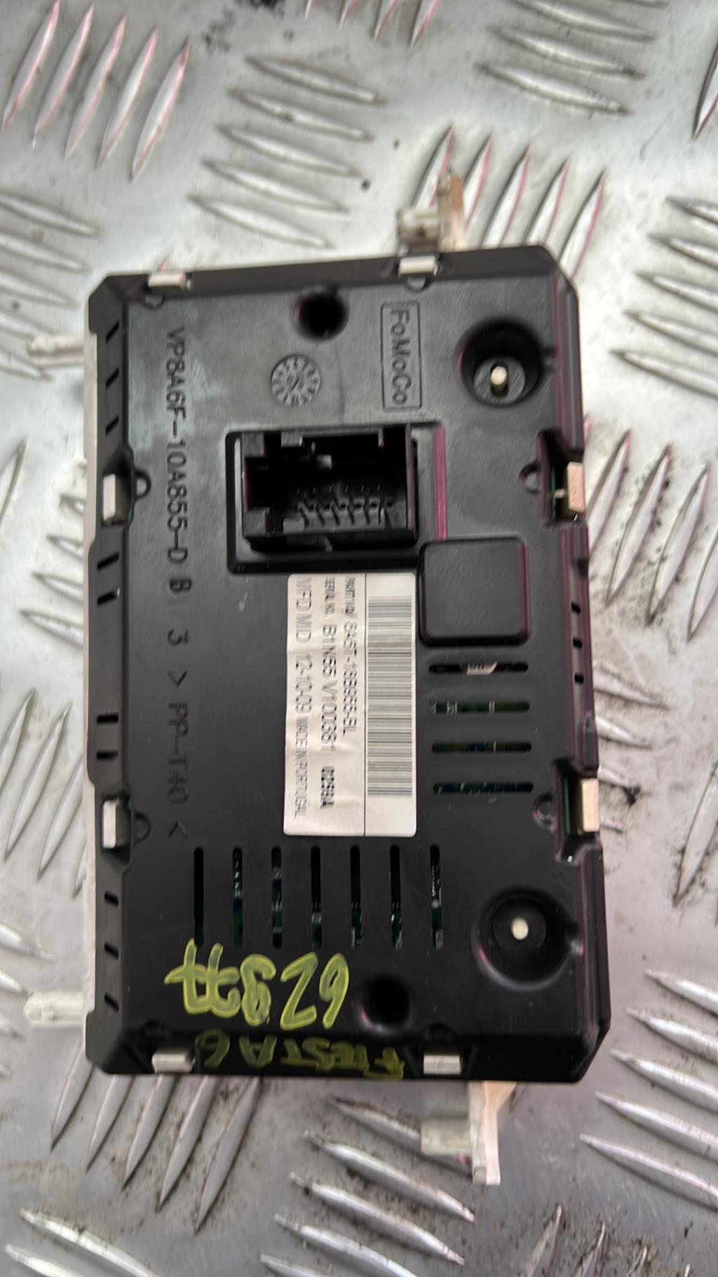 Monitor display FORD FIESTA 6 PHASE 1 Diésel - 1
