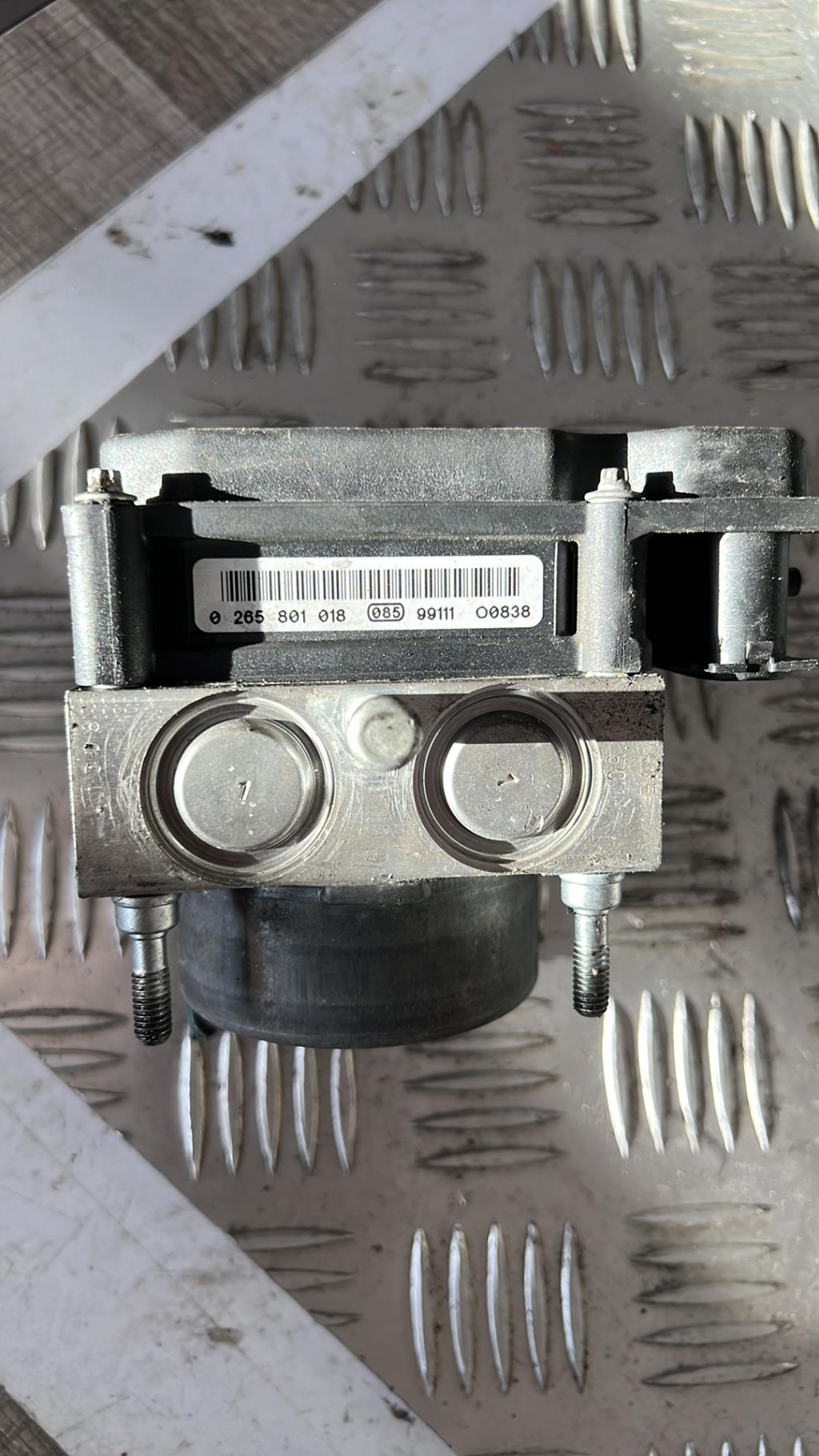 Blocco ABS (antibloccaggio freni) DACIA SANDERO 1 Gasolina/GLP - 1
