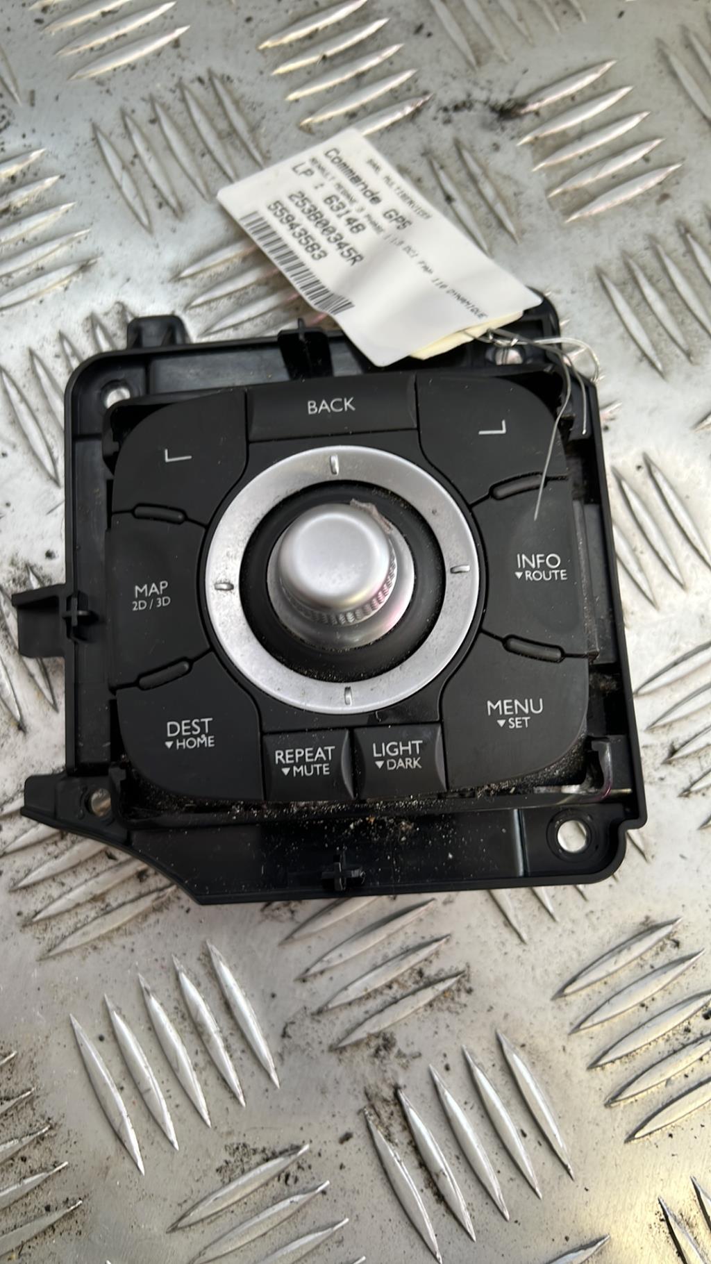 Commande GPS RENAULT MEGANE 3 PHASE 1 Diesel - 1