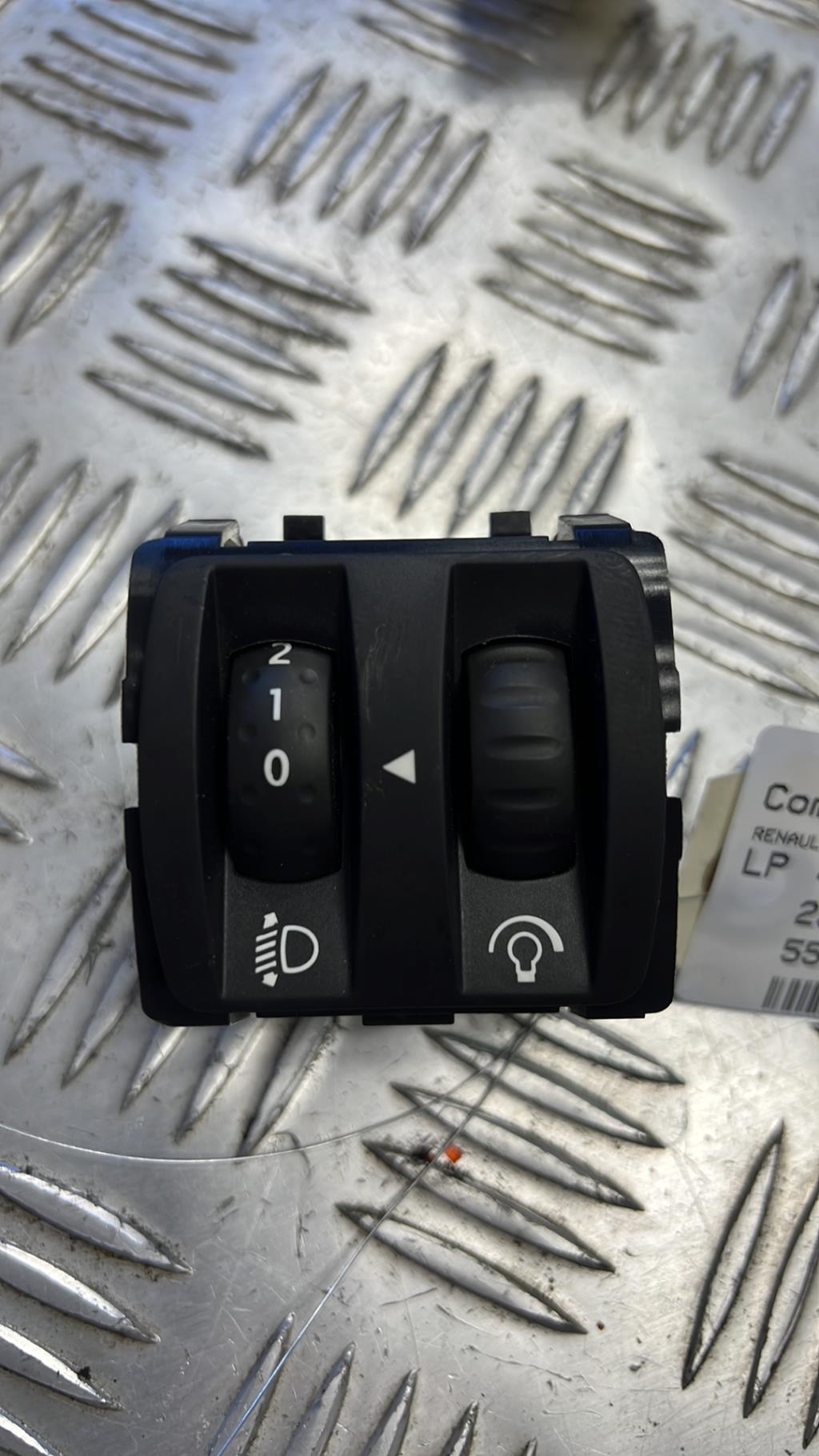 Commande de reglage de siege RENAULT MEGANE 3 PHASE 3 BREAK Diesel - 1