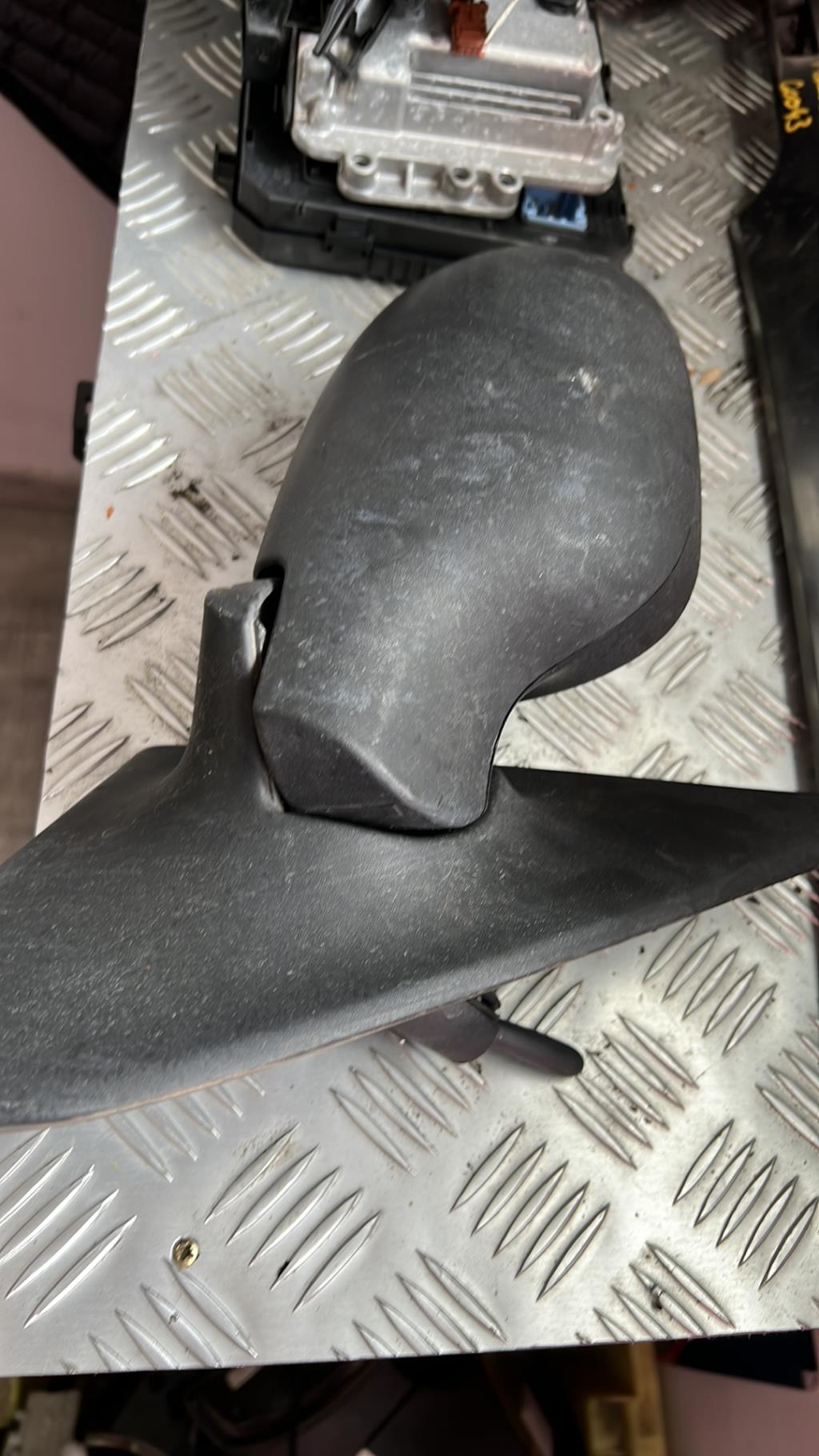 Retrovisor derecho RENAULT CLIO 2 PHASE 2 Gasolina - 1