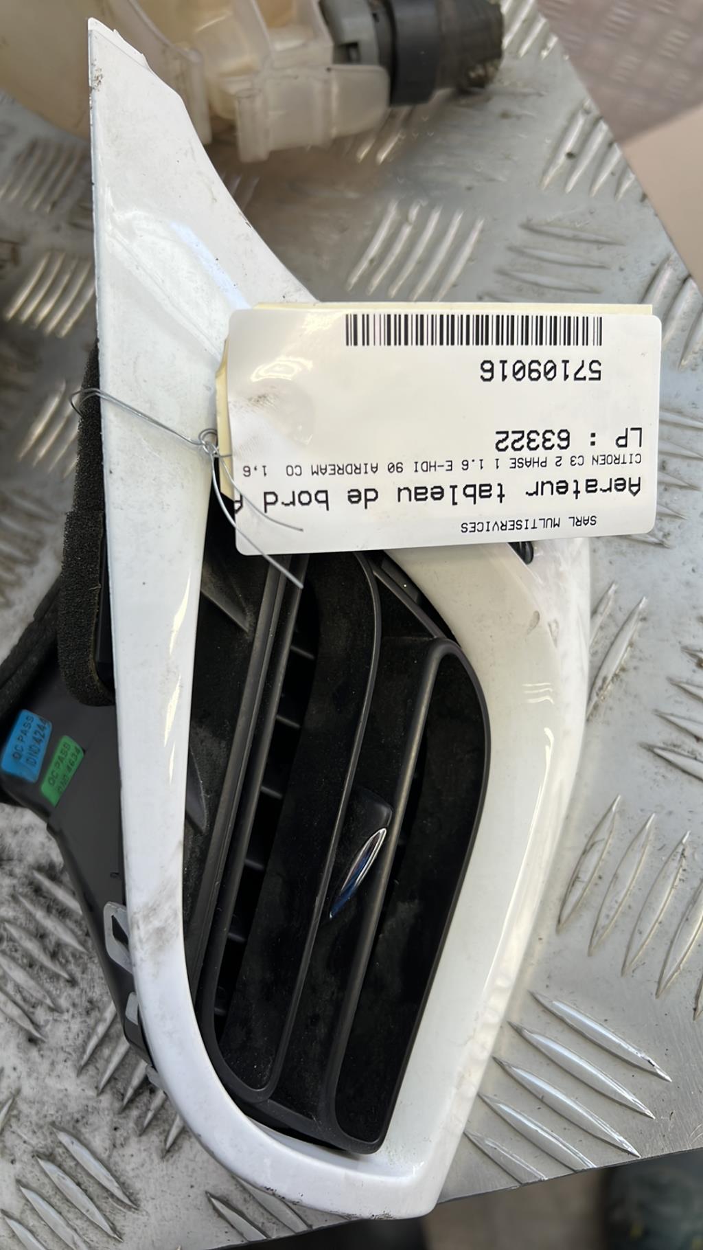 Bocchetta aerazione cruscotto anteriore destra CITROEN C3 2 PHASE 1 Diésel - 1