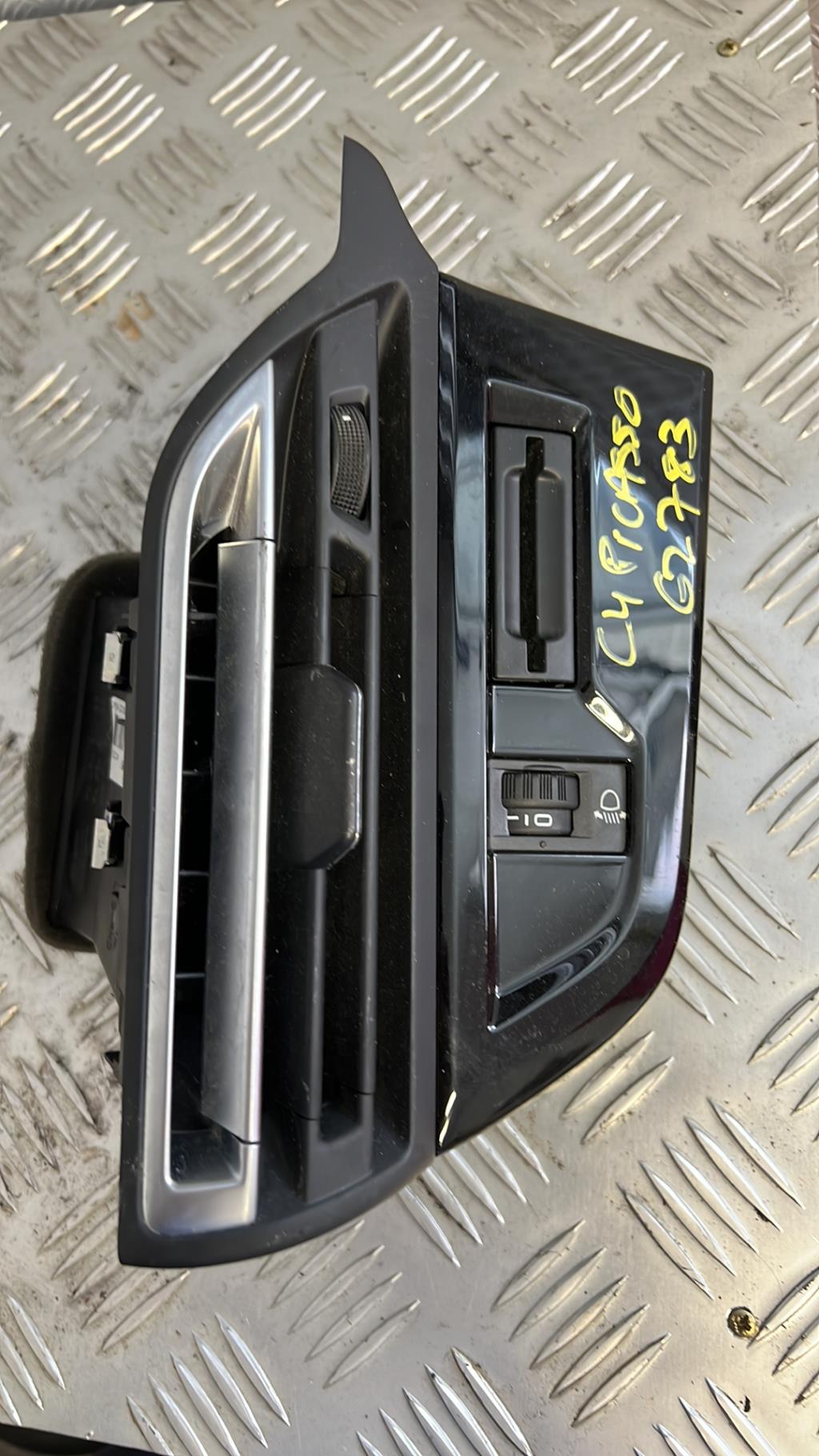 Bocchetta aerazione cruscotto anteriore sinistra CITROEN C4 GRAND PICASSO 2 PHASE 1 Diésel - 1