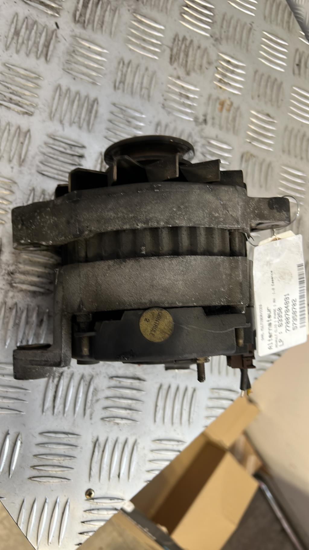 Alternateur RENAULT CLIO 1 PHASE 1 Essence - 1