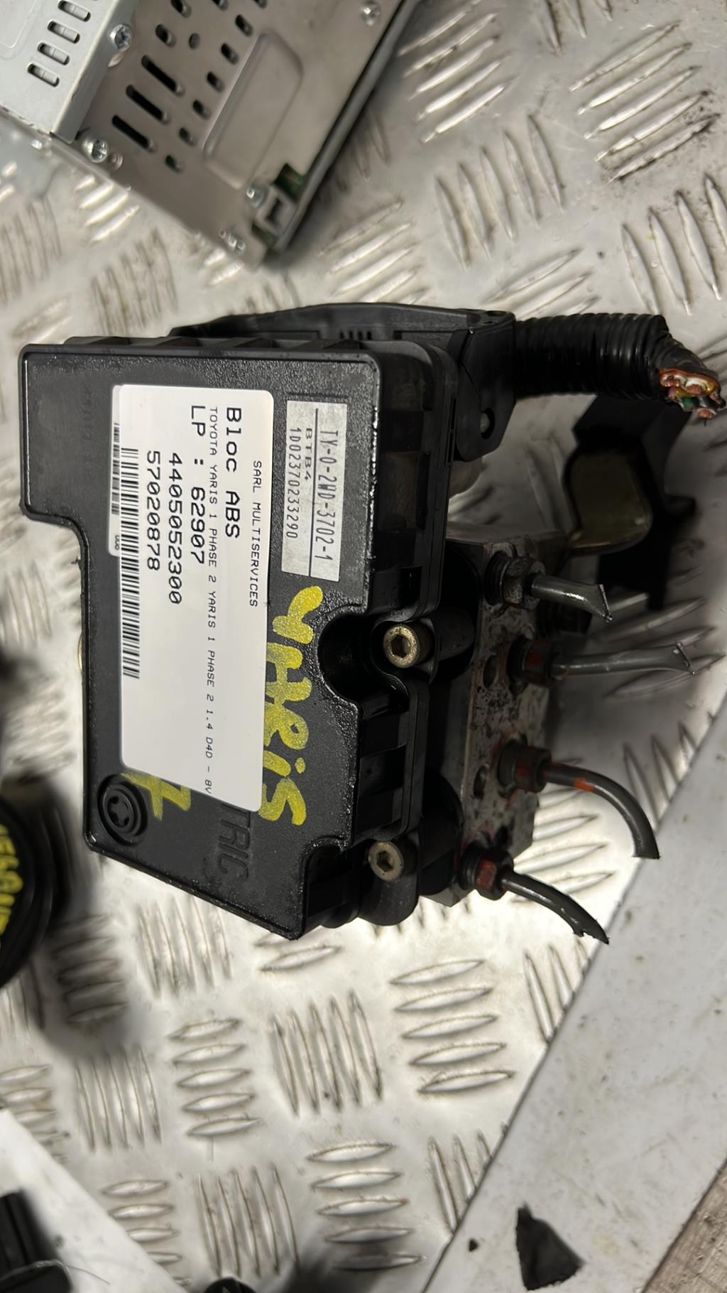 Blocco ABS (antibloccaggio freni) TOYOTA YARIS 1 PHASE 2 Diésel - 1