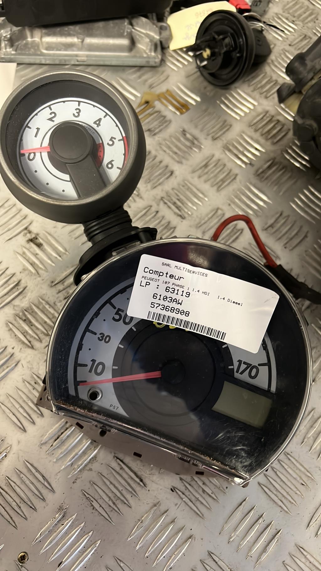 Compteur PEUGEOT 107 PHASE 1 Diesel - 1