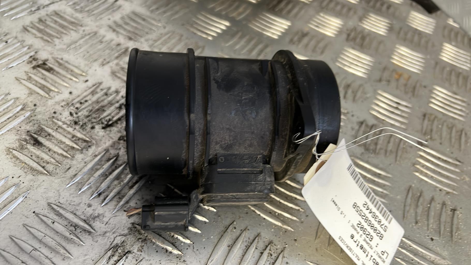Debitmetre RENAULT MEGANE 3 PHASE 1 Diesel - 1