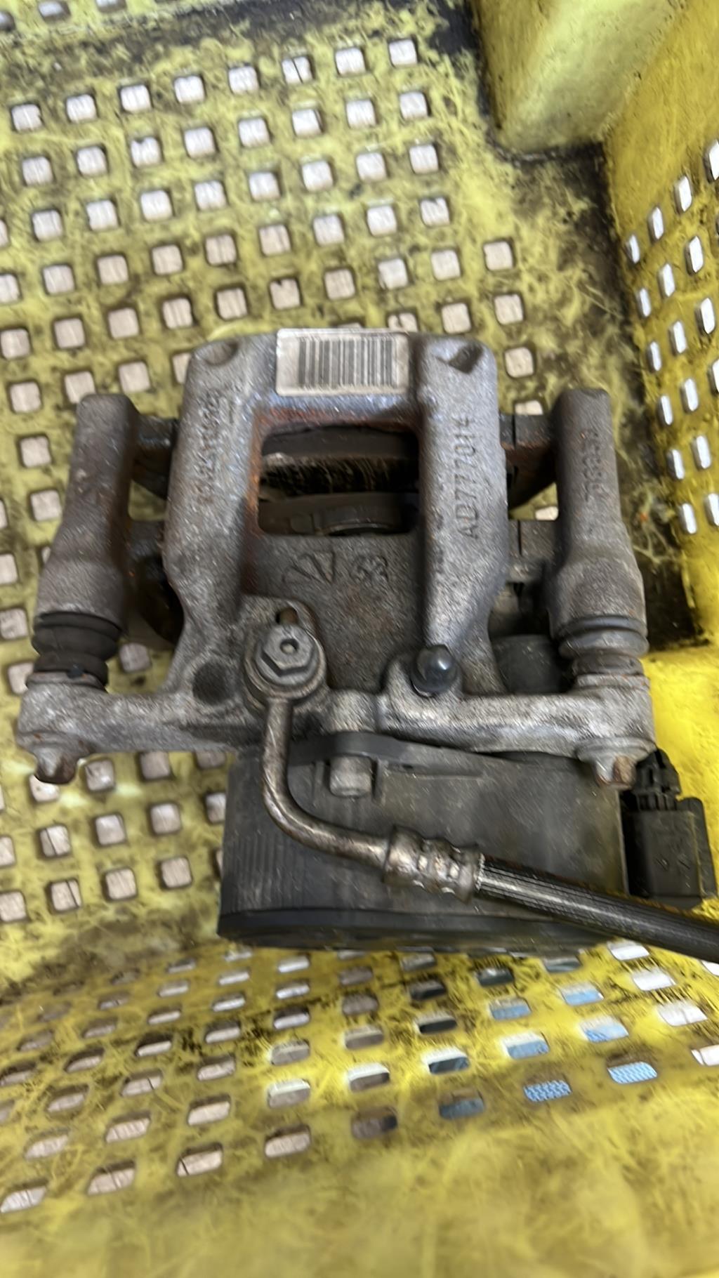 Pinza freni posteriore sinistra PEUGEOT 5008 2 PHASE 1 Gasolina - 1