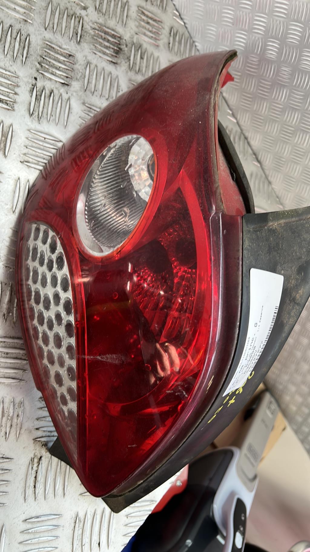 Fanale posteriore principale sinistro (luci) PEUGEOT 206+ Gasolina - 1