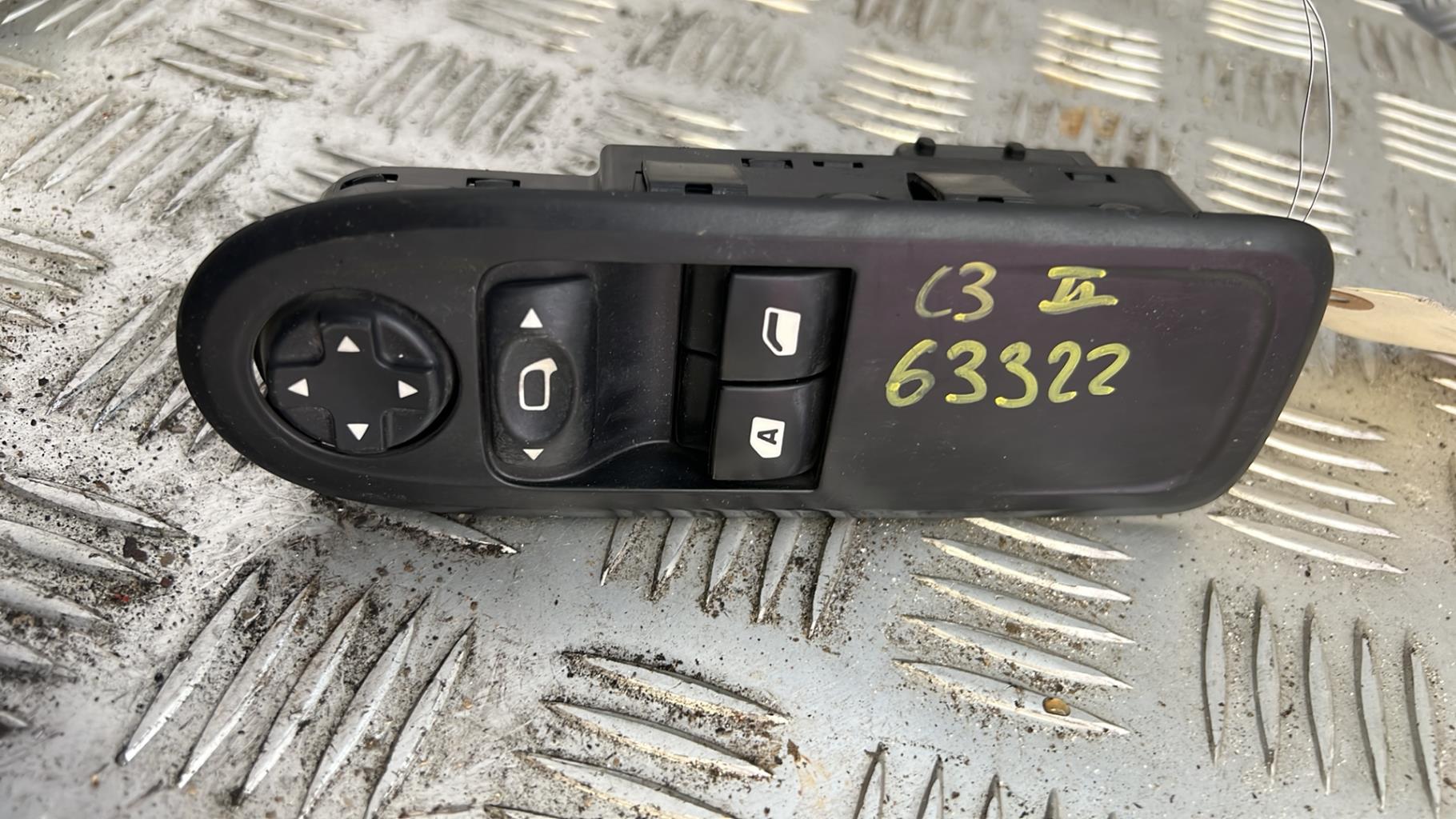 Interruttore lavacristalli anteriore sinistro CITROEN C3 2 PHASE 1 Diésel - 1