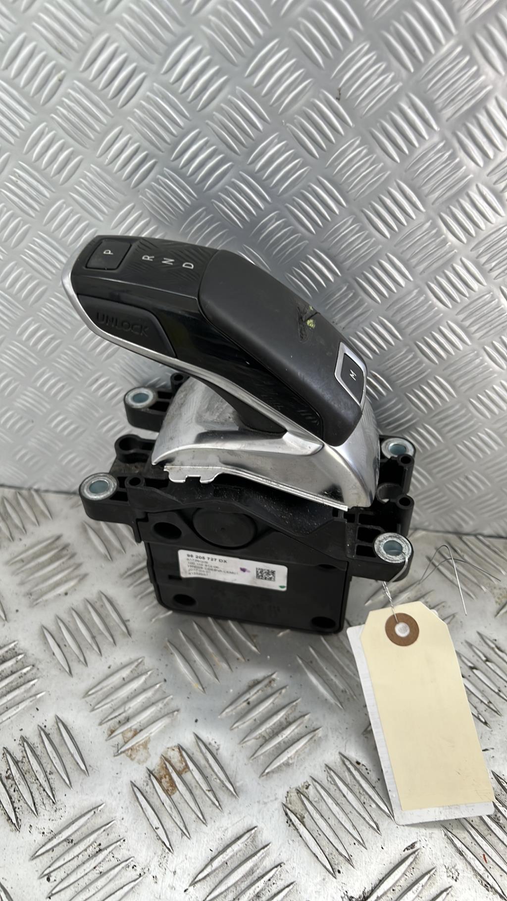 Levier de vitesses PEUGEOT 3008 2 PHASE 1 Diesel - 1