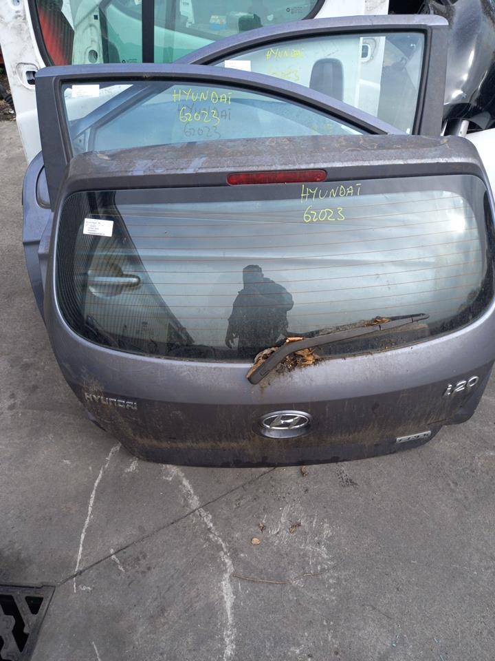 Portabagagli/Portellone posteriore HYUNDAI I 20 1 PHASE 1 Diésel - 1