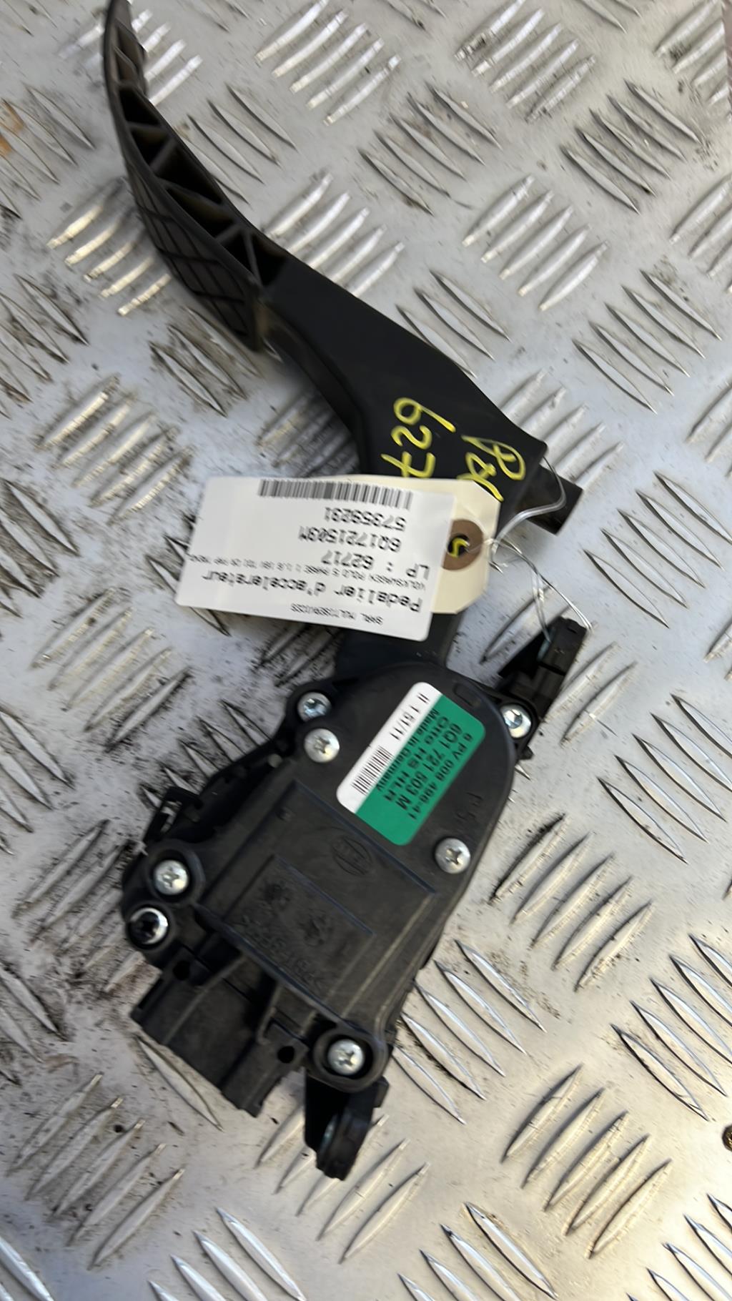 Pedale acceleratore VOLKSWAGEN POLO 5 PHASE 1 Diésel - 1