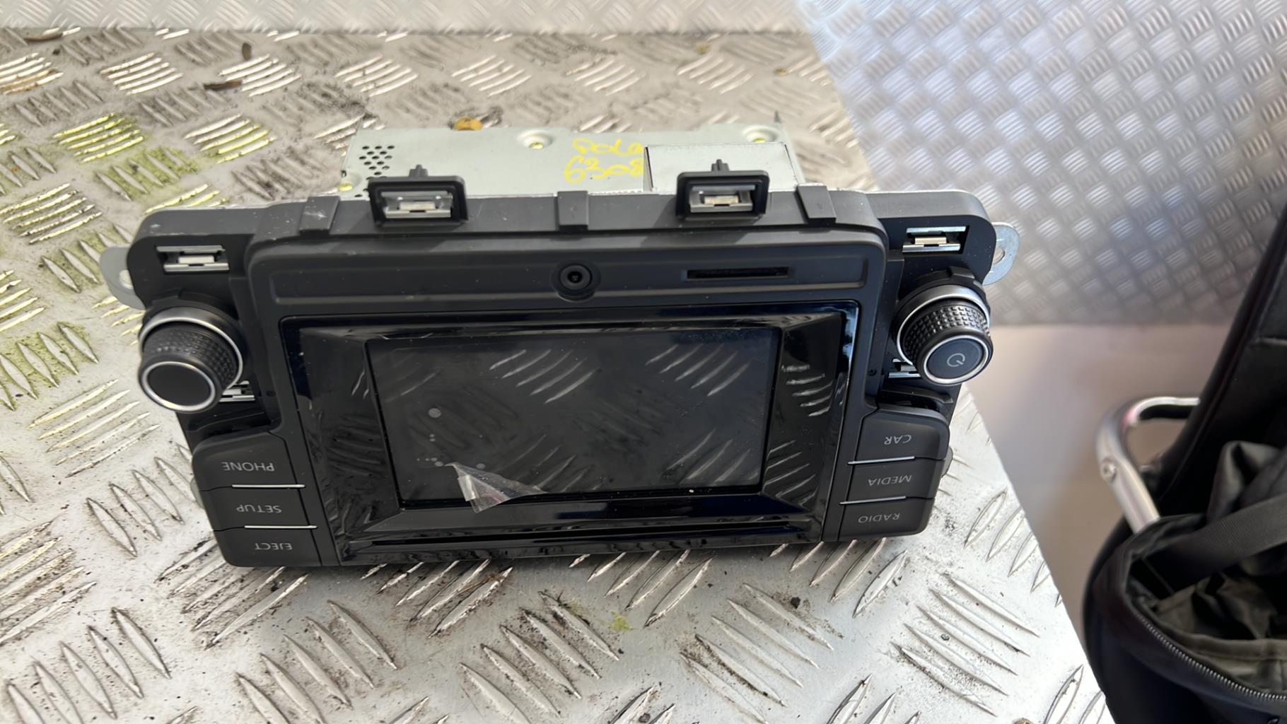 Autoradio originale VOLKSWAGEN POLO 5 PHASE 2 Gasolina - 1