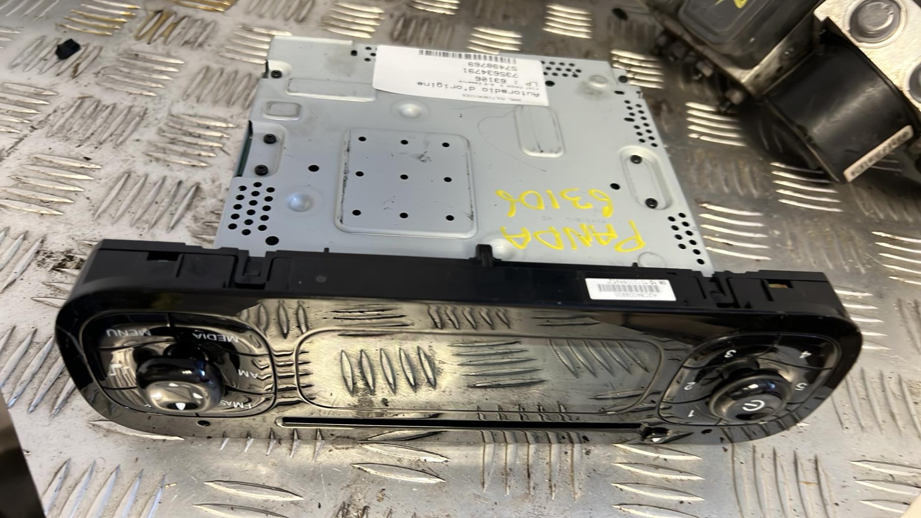 Autoradio originale FIAT PANDA 3 Gasolina - 1