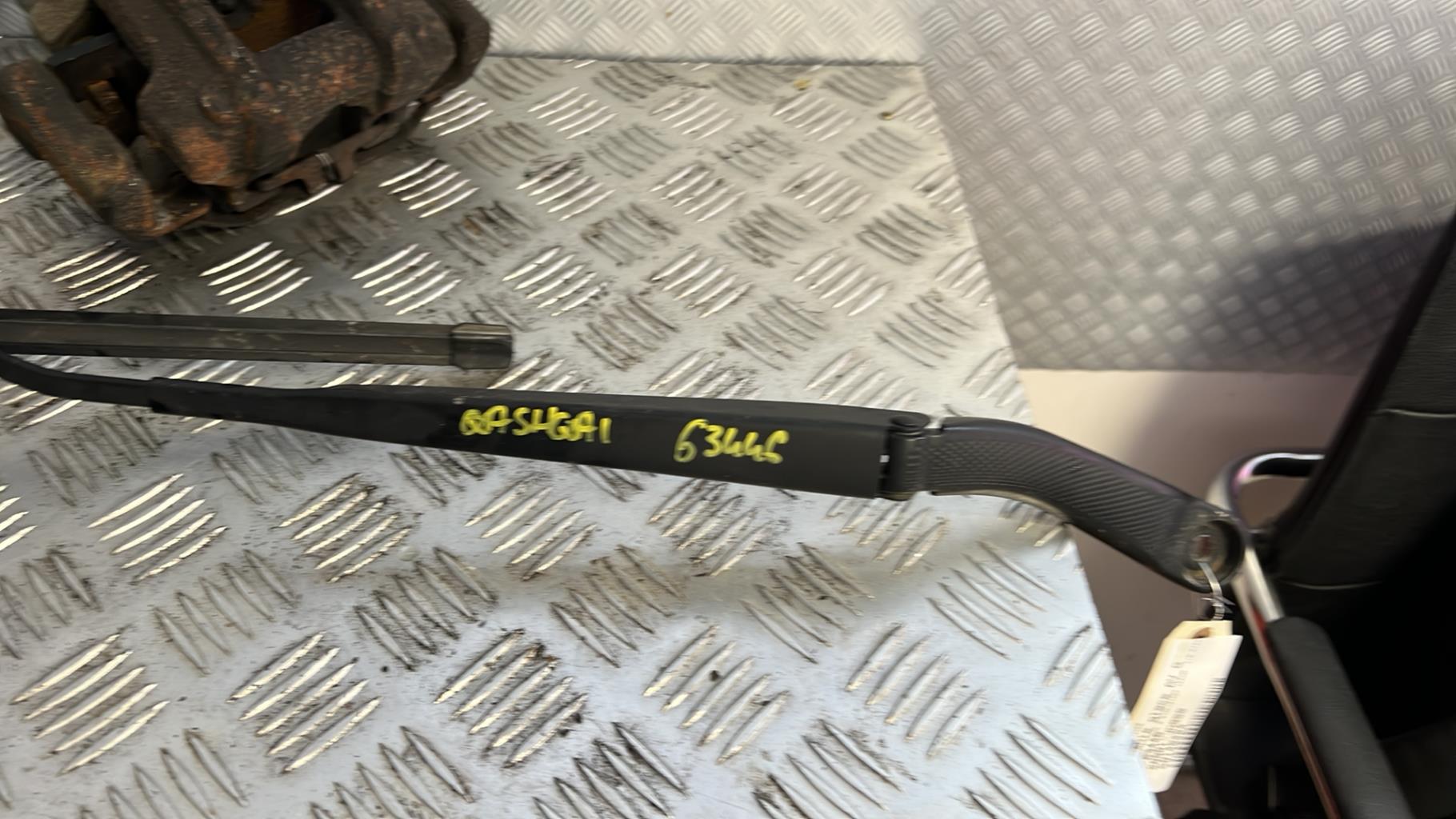 Braccio tergicristallo anteriore sinistro NISSAN QASHQAI 1 PHASE 2 Diésel - 1