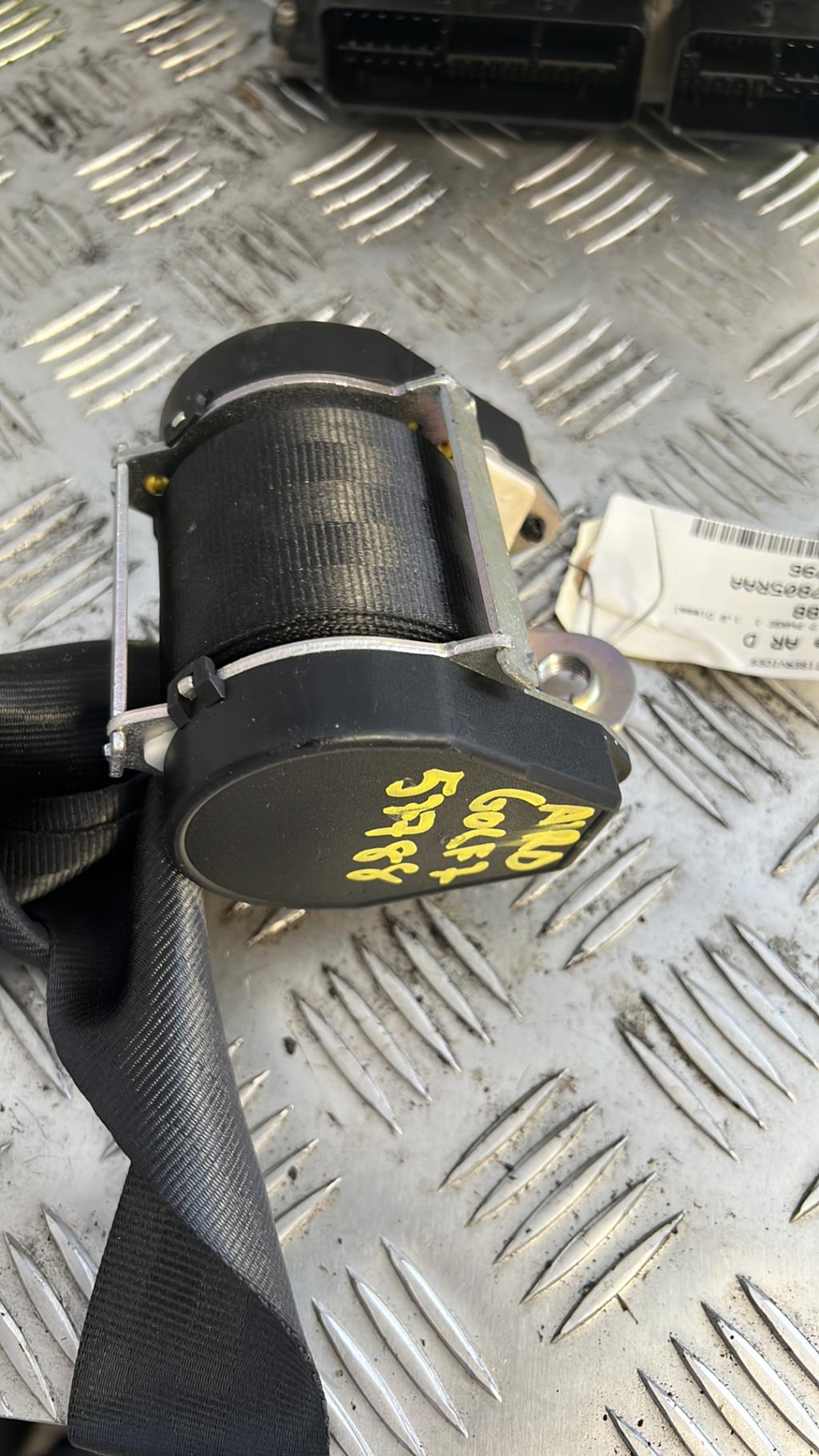 Cintura di sicurezza posteriore destra VOLKSWAGEN GOLF 7 PHASE 1 Diésel - 1
