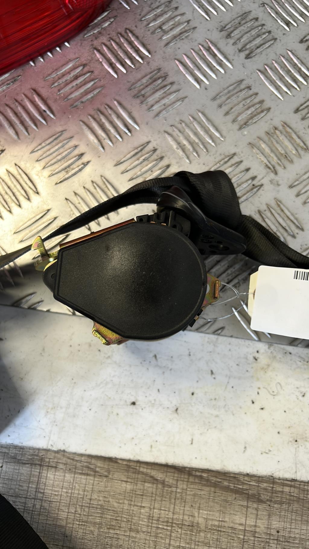 Cintura di sicurezza posteriore destra PEUGEOT 1007 Diésel - 1