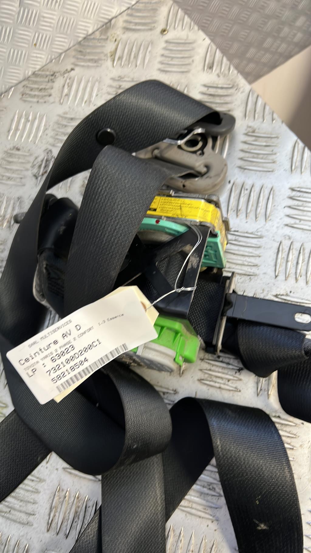 Cintura di sicurezza anteriore destra TOYOTA YARIS 2 PHASE 2 Gasolina - 1
