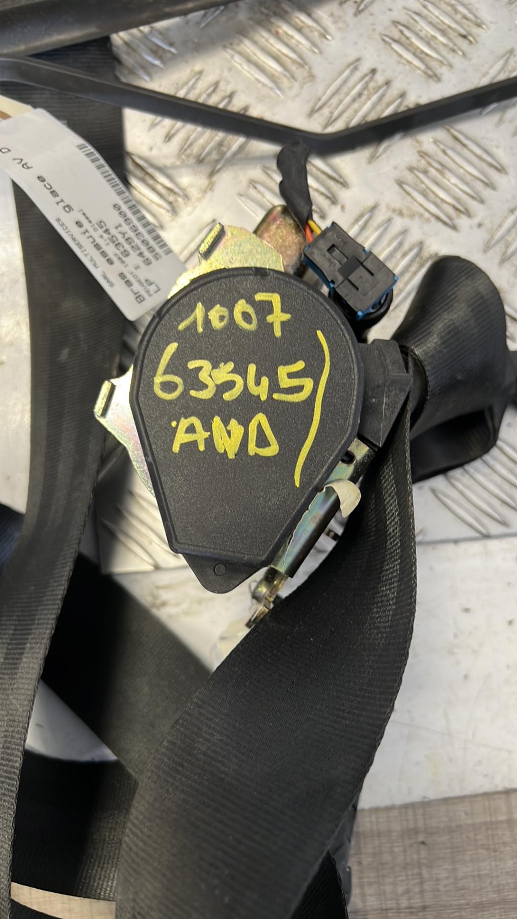 Cintura di sicurezza anteriore destra PEUGEOT 1007 Diésel - 1