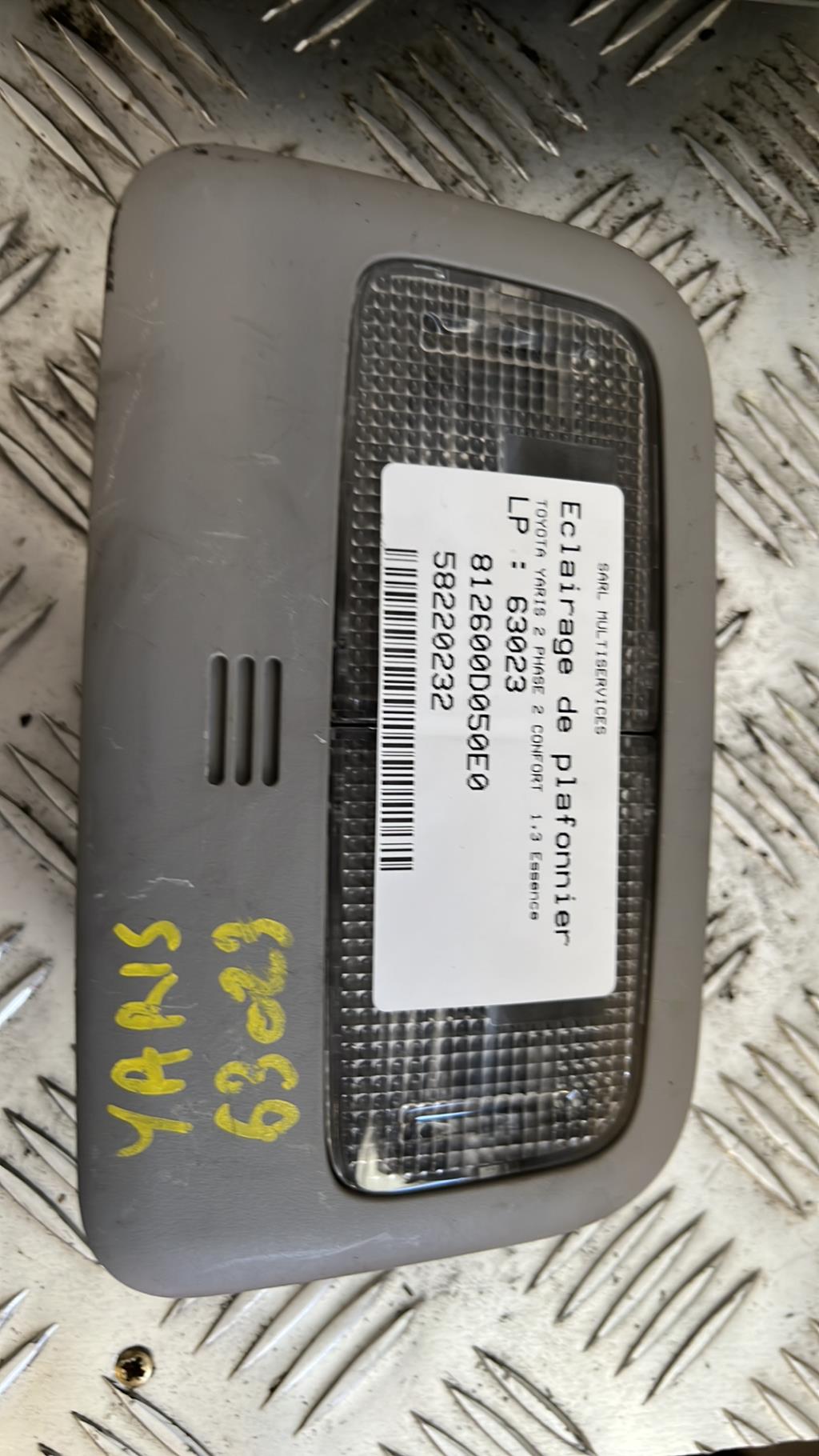 Luce di cortesia TOYOTA YARIS 2 PHASE 2 Gasolina - 1