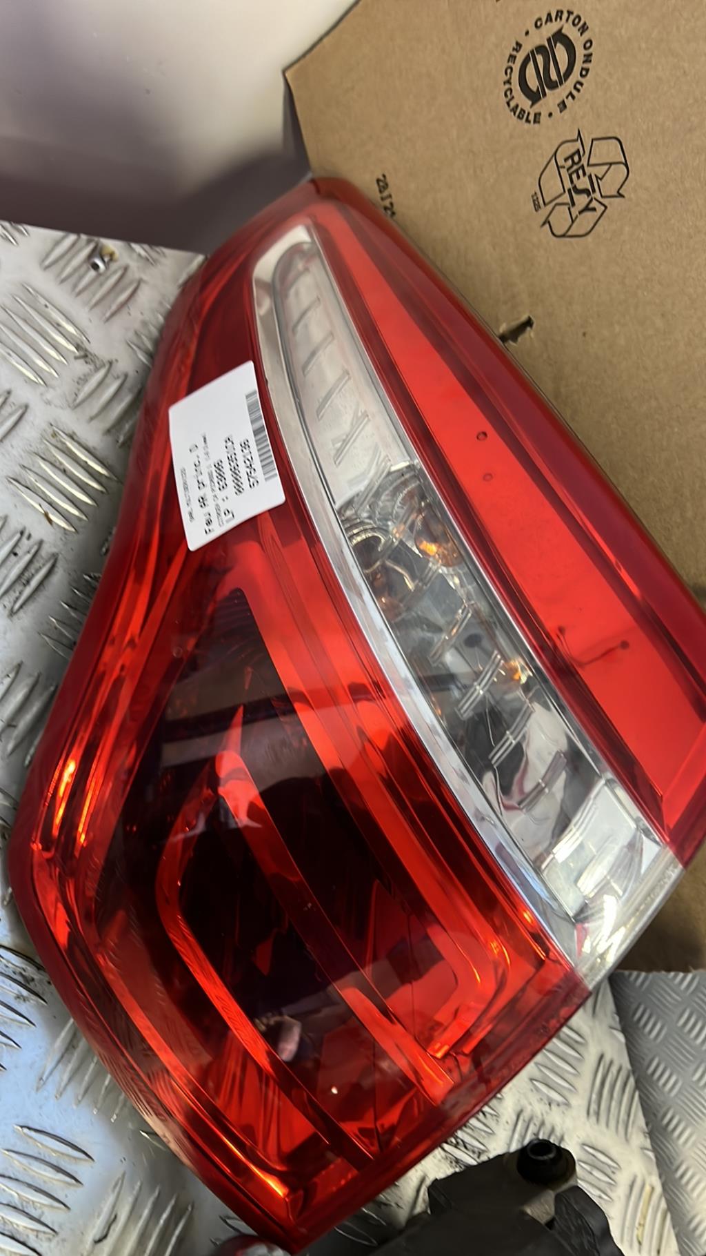 Fanale posteriore principale destro (luci) CITROEN C4 PICASSO 1 Diésel - 1