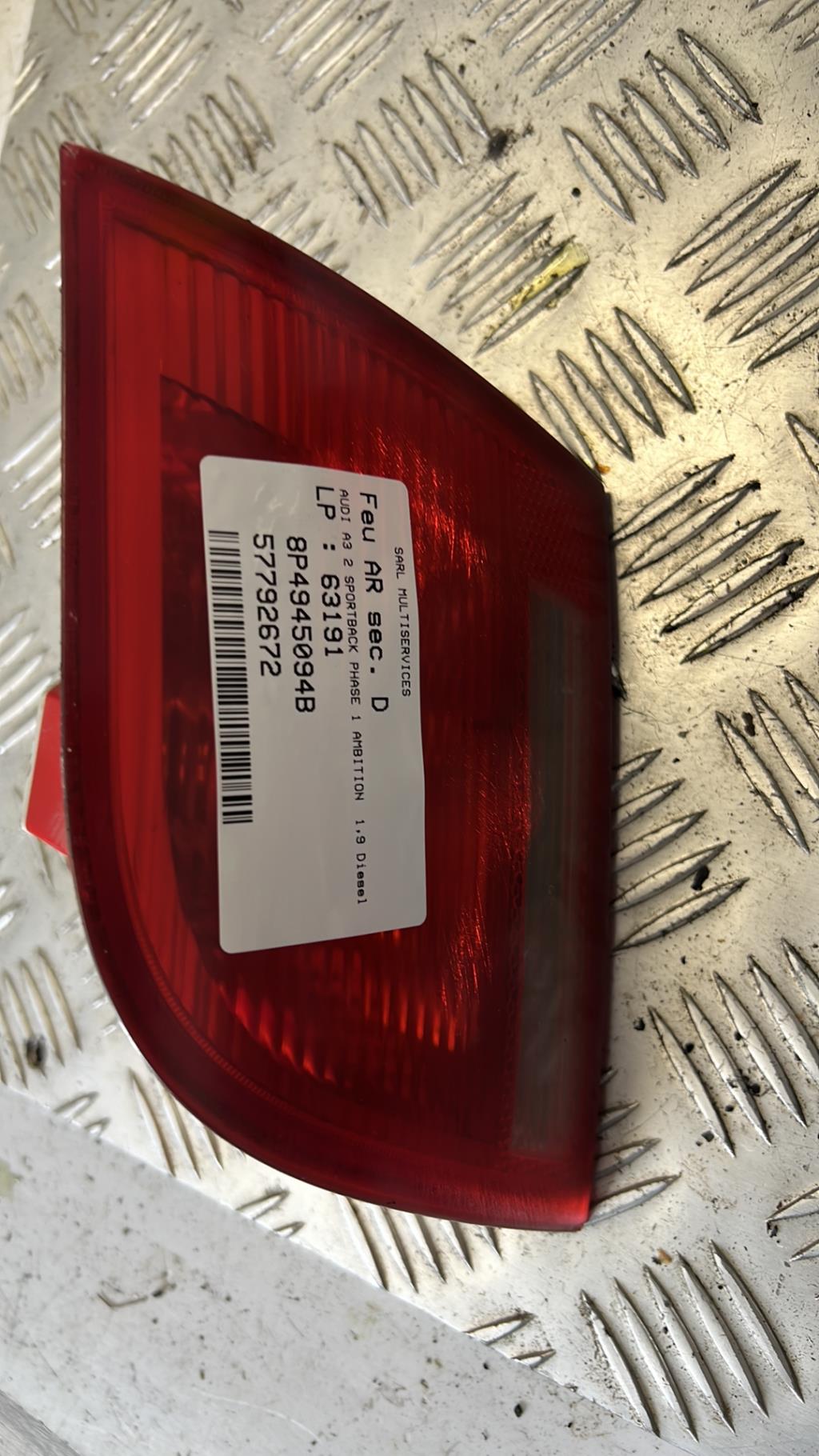 Feu arriere secondaire droit (feux) AUDI A3 2 SPORTBACK PHASE 1 Diesel - 1