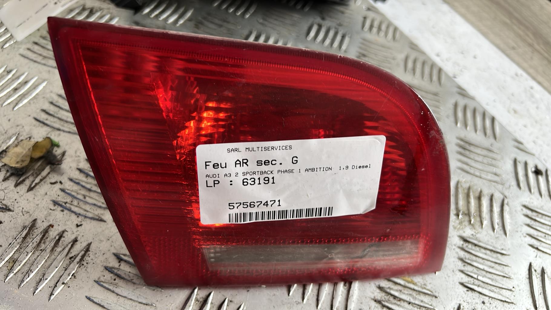 Feu arriere secondaire gauche (feux) AUDI A3 2 SPORTBACK PHASE 1 Diesel - 1