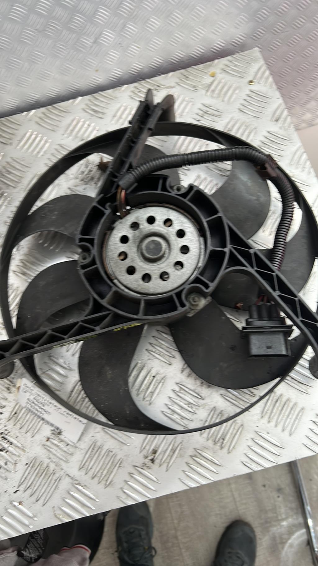 Motoventilatore radiatore VOLKSWAGEN POLO 4 PHASE 1 Gasolina - 1