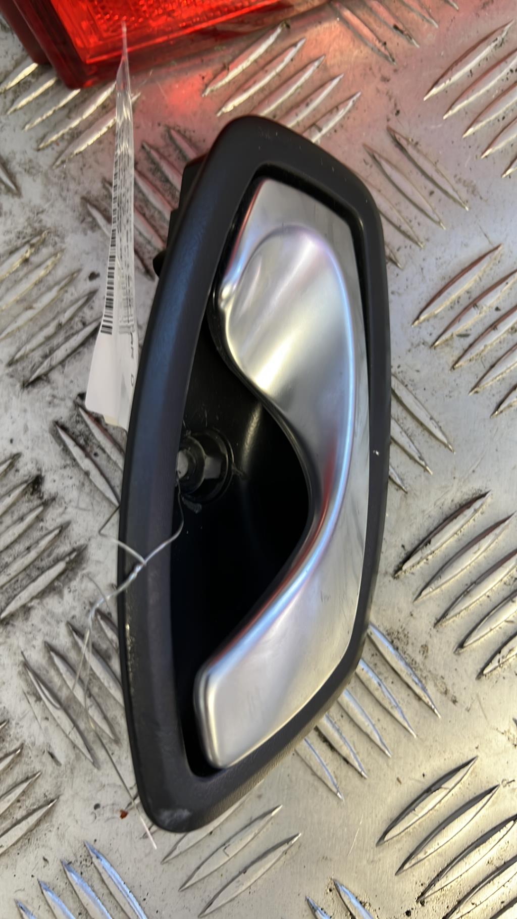 Maniglia interna posteriore destra RENAULT CLIO 4 PHASE 2 Gasolina - 1