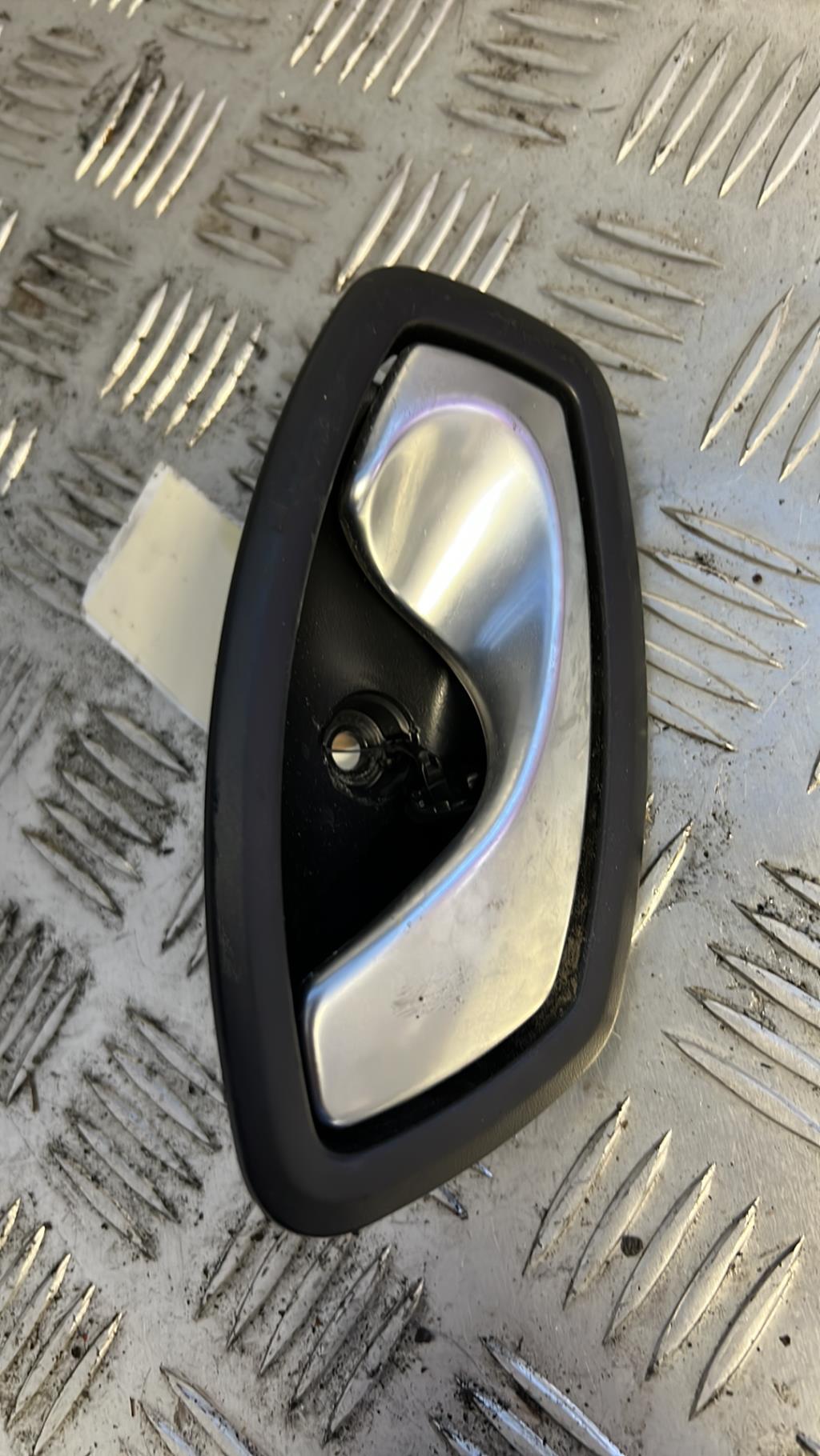 Maniglia interna anteriore destra RENAULT CLIO 4 PHASE 1  - 1