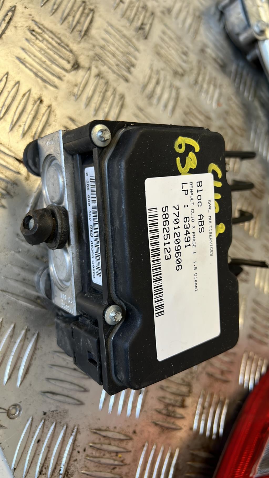 Blocco ABS (antibloccaggio freni) RENAULT CLIO 3 PHASE 1 Diésel - 1